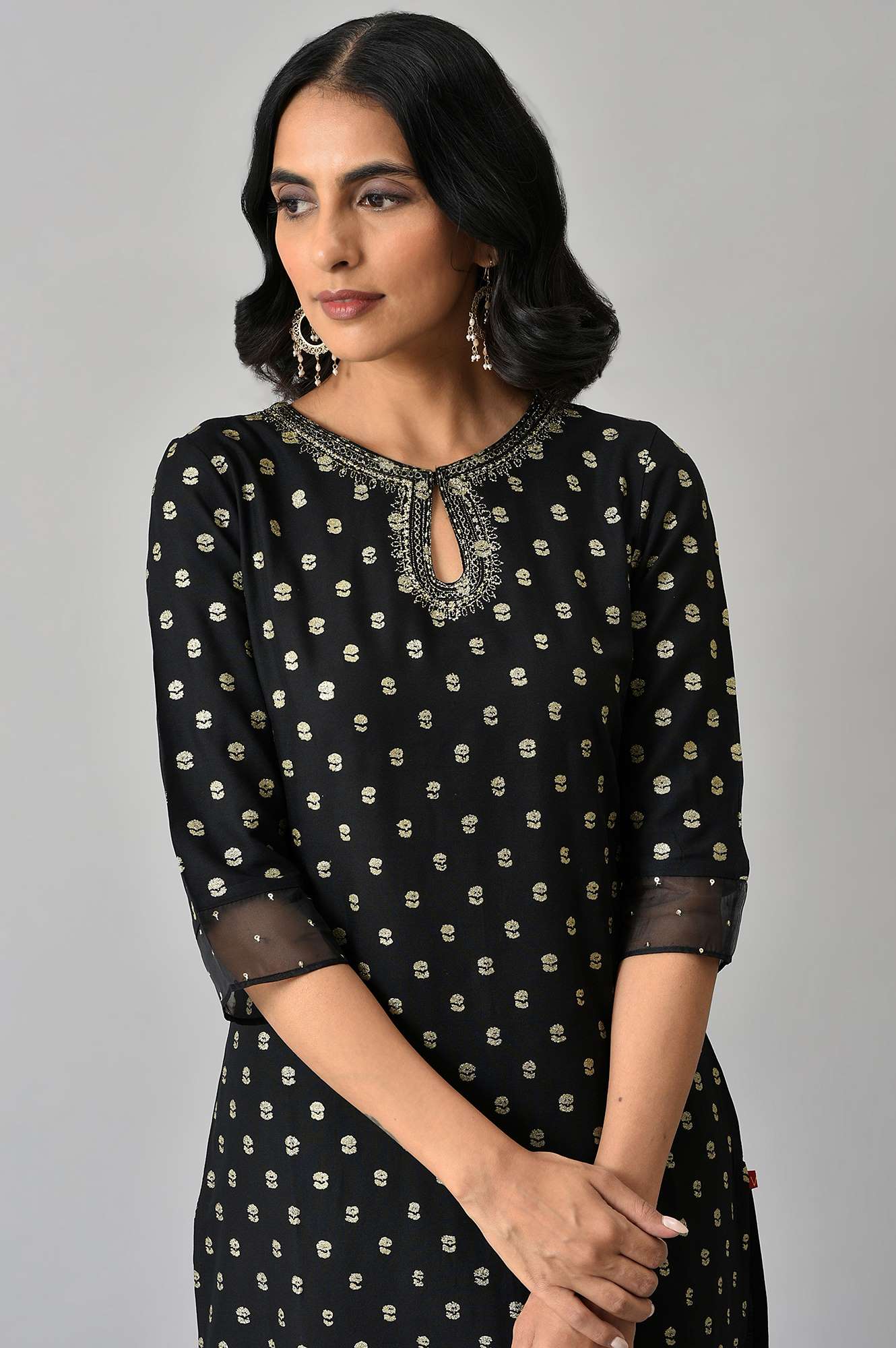 W for Woman Black Glitter Printed Rayon Straight Kurta with Embroidered Neck