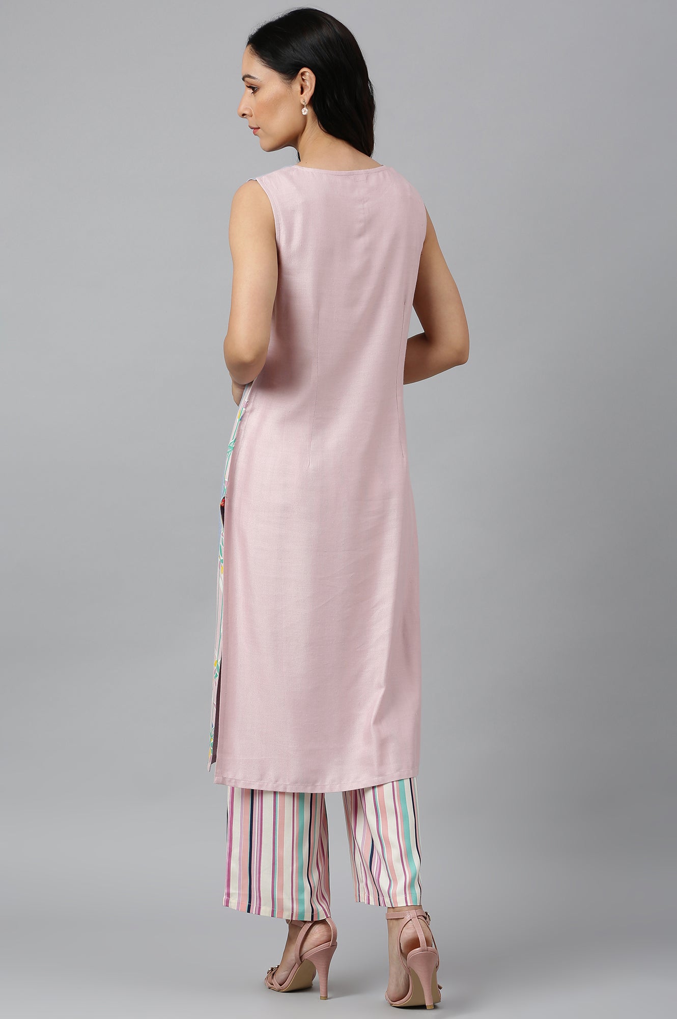 W for Woman Blue Sleeveless Rayon Flax kurta