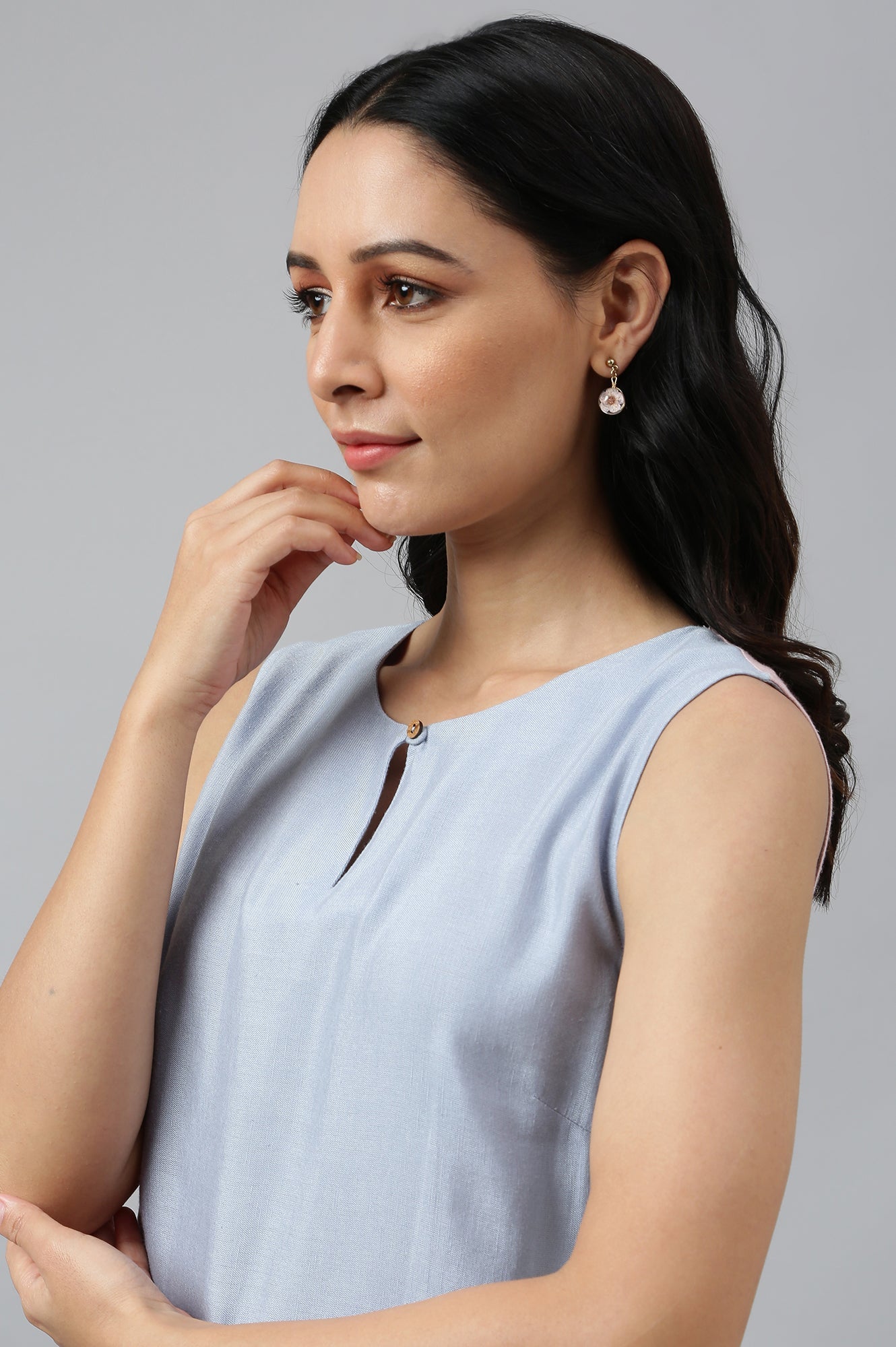 W for Woman Blue Sleeveless Rayon Flax kurta