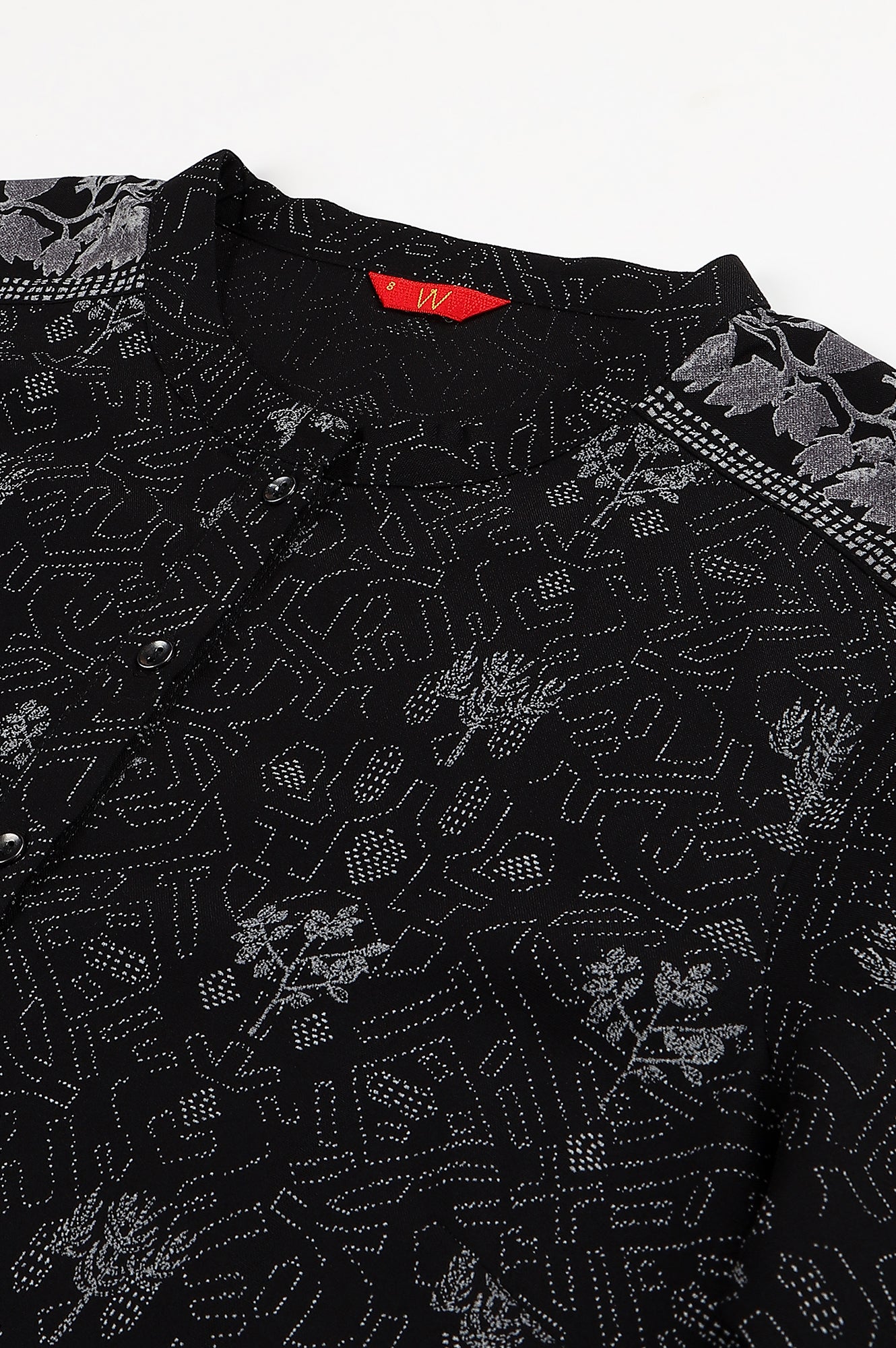 W for Woman Black Floral Print kurta With Shoulder Panels