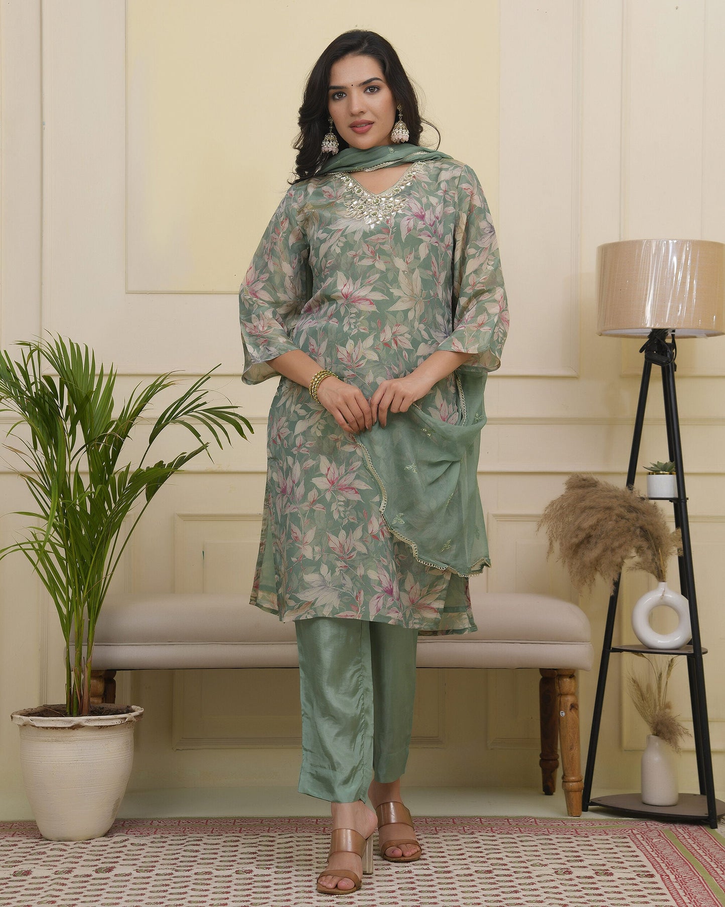 Vaasva Women Green Tissue Shimmer Kurta With Silk Pant & Dupatta | Swadesiicart