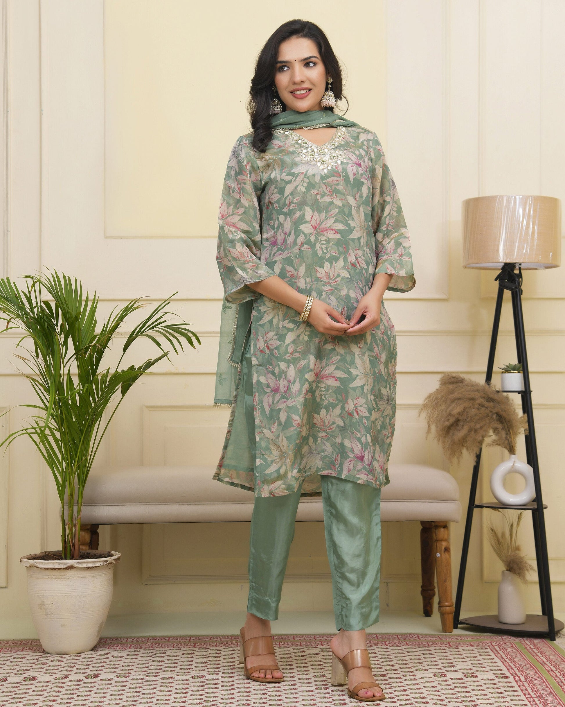 Vaasva Women Green Tissue Shimmer Kurta With Silk Pant & Dupatta | Swadesiicart