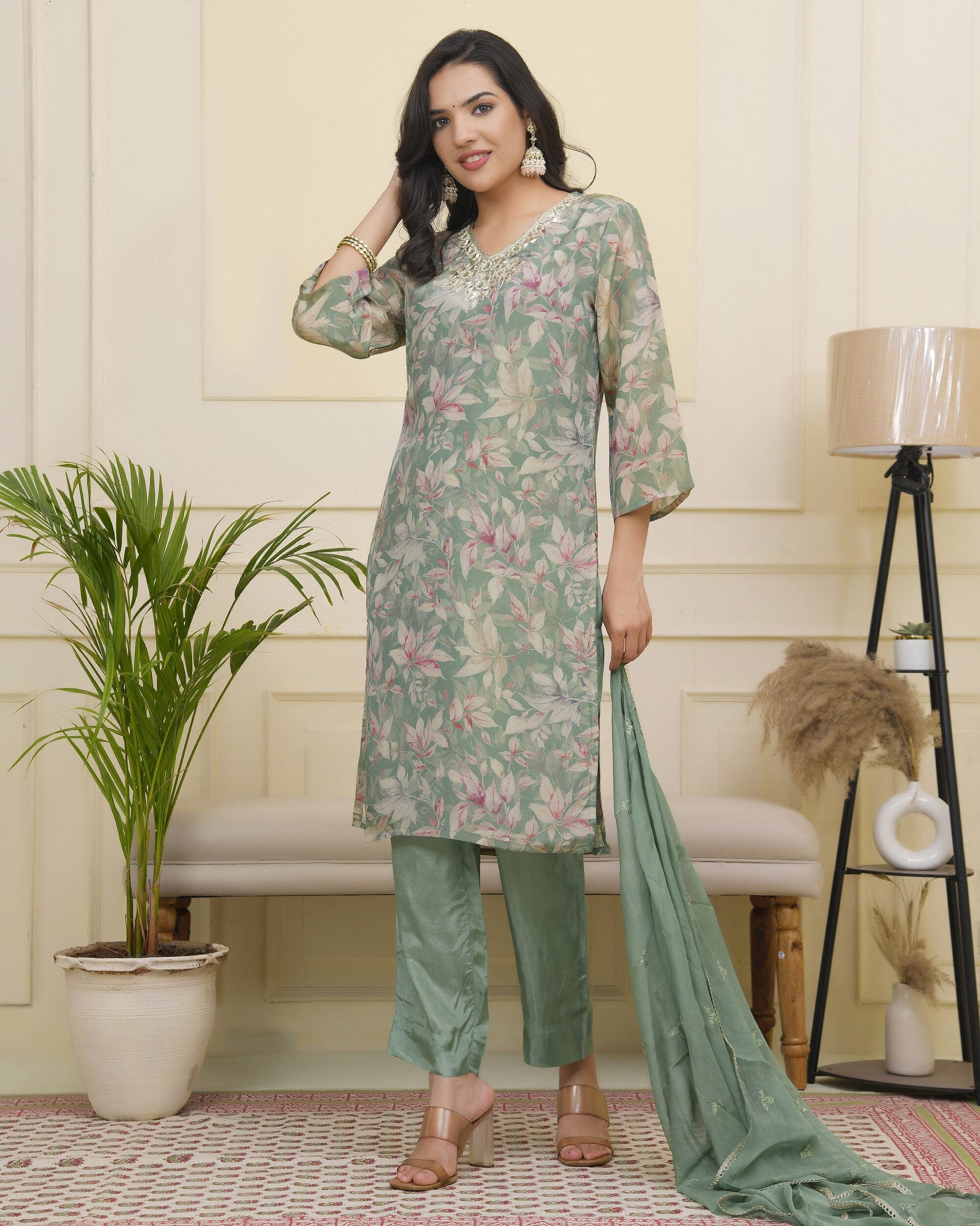 Vaasva Women Green Tissue Shimmer Kurta With Silk Pant & Dupatta | Swadesiicart