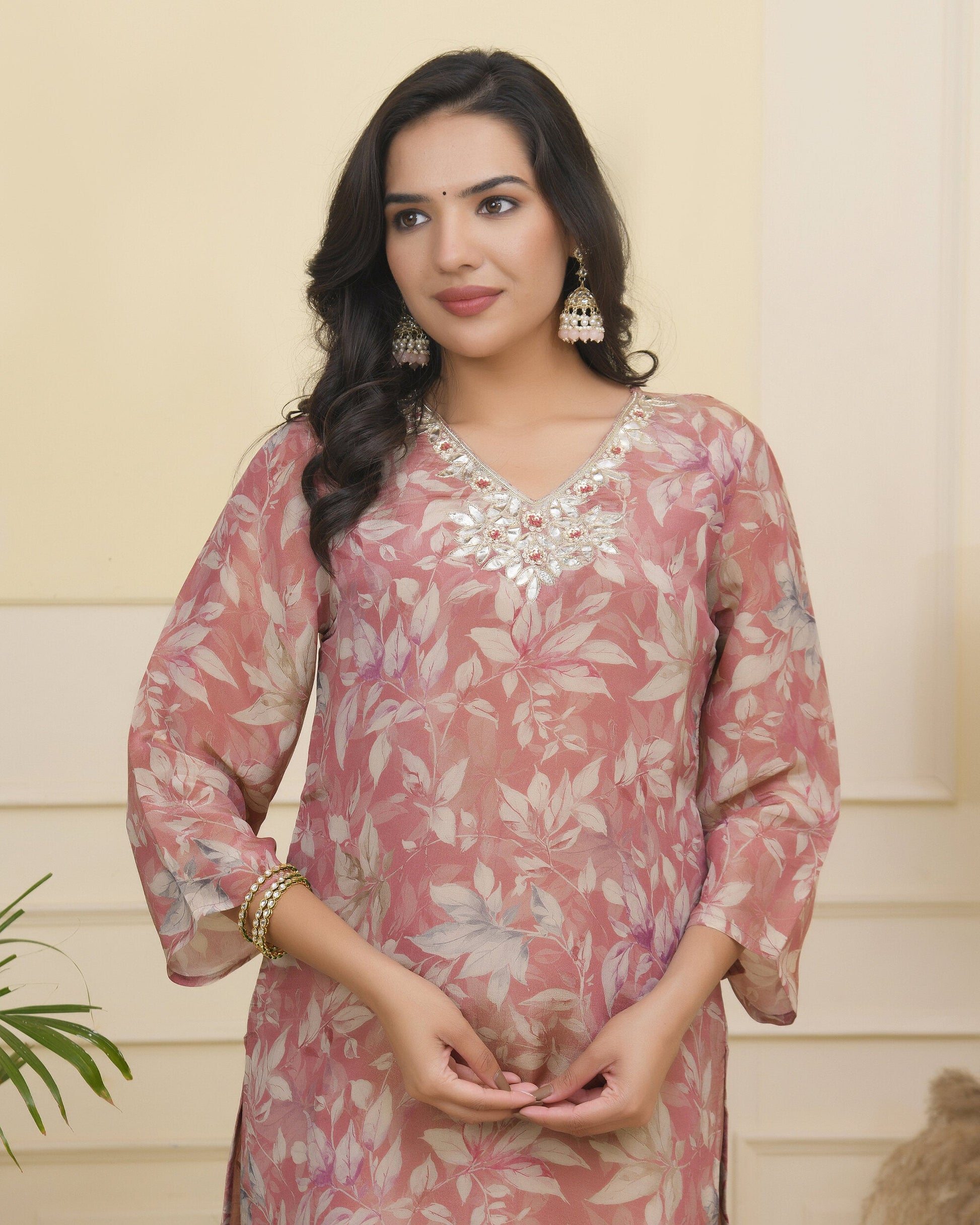 Vaasva Women Pink Tissue Shimmer Kurta With Silk Pant & Dupatta | Swadesiicart