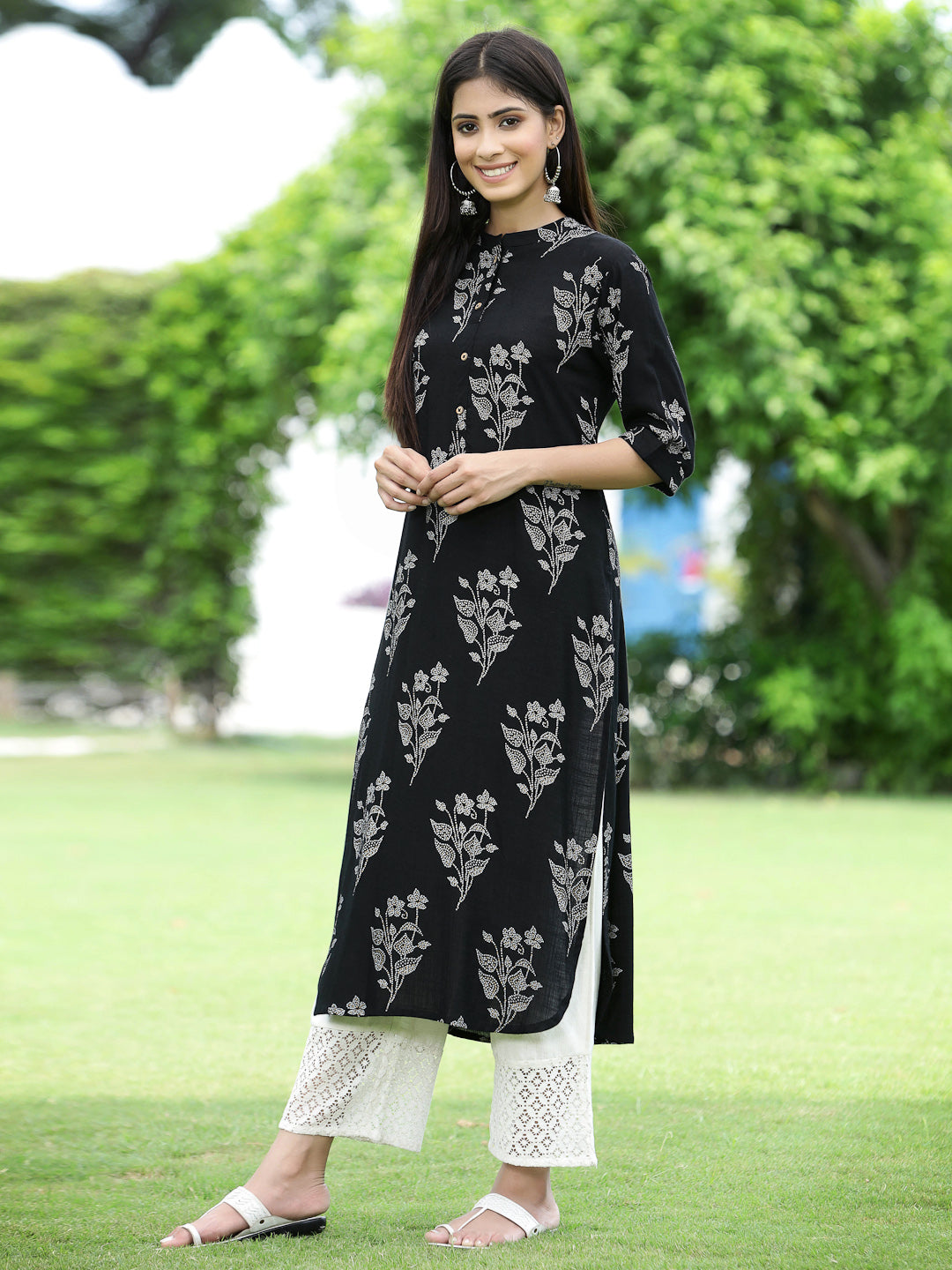 Juniper Womens Black Rayon Slub Printed Straight Kurta - Swadesiicart
