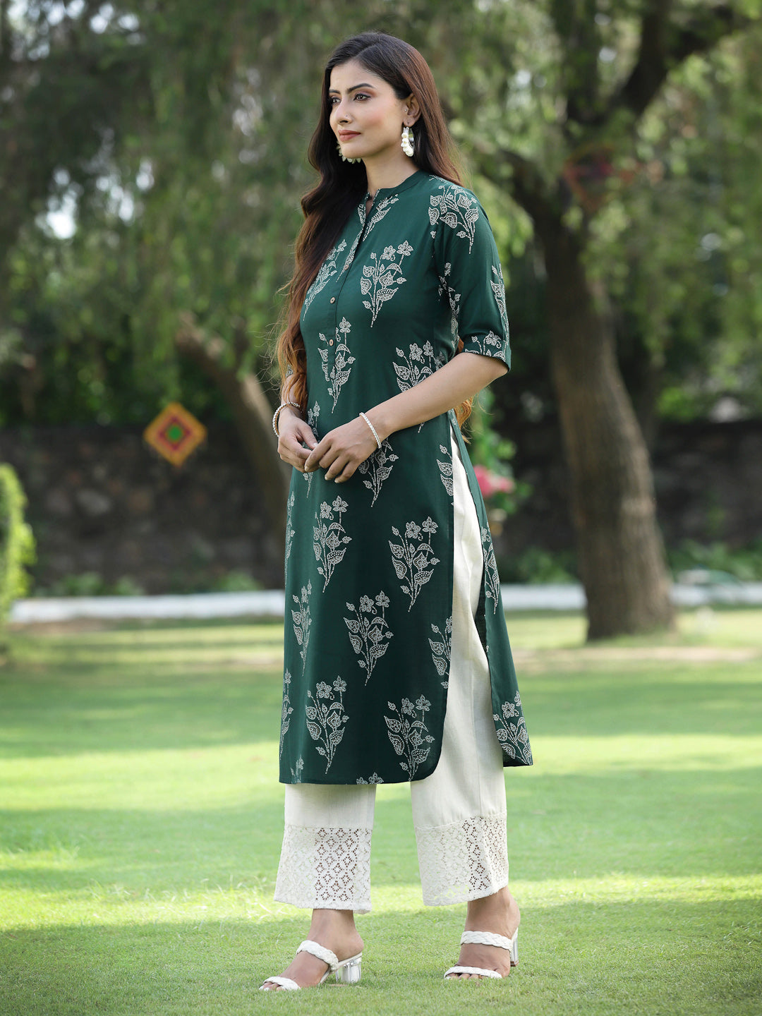 Juniper Womens Jadegreen Rayon Slub Printed Straight Kurta - Swadesiicart