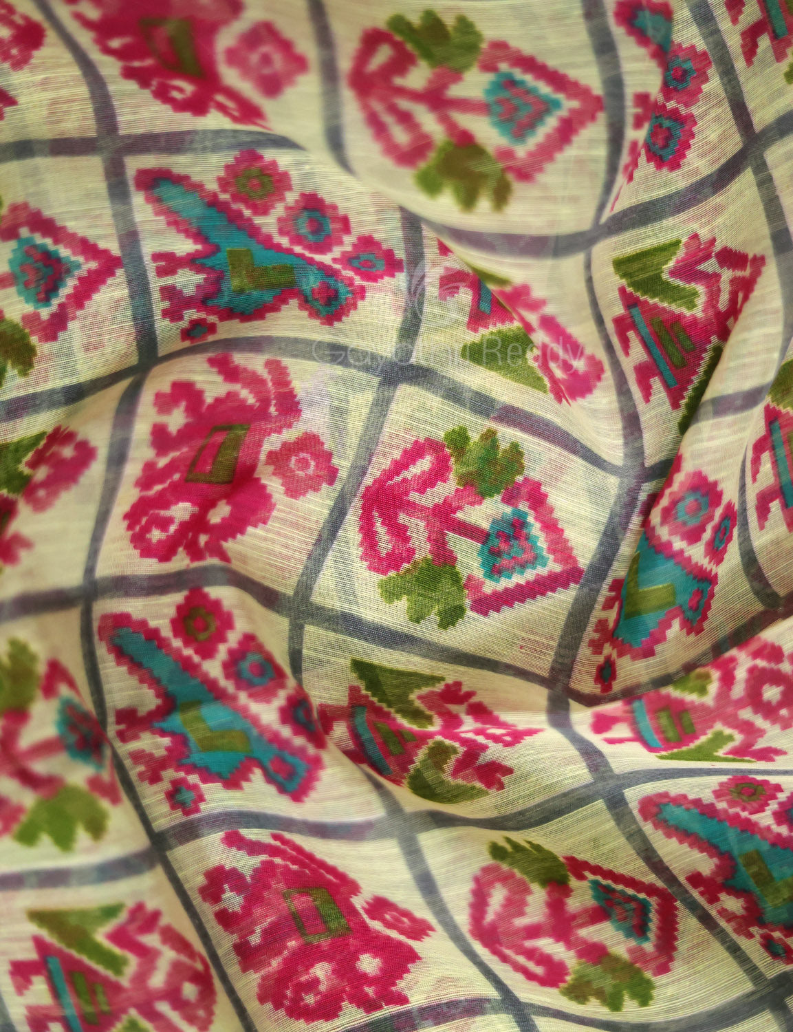 Shades of Cream And Ramagreen Blouse Patola Print Semi Chanderi Saree By Gayathri Reddy Designer Studio | Swadesiicart