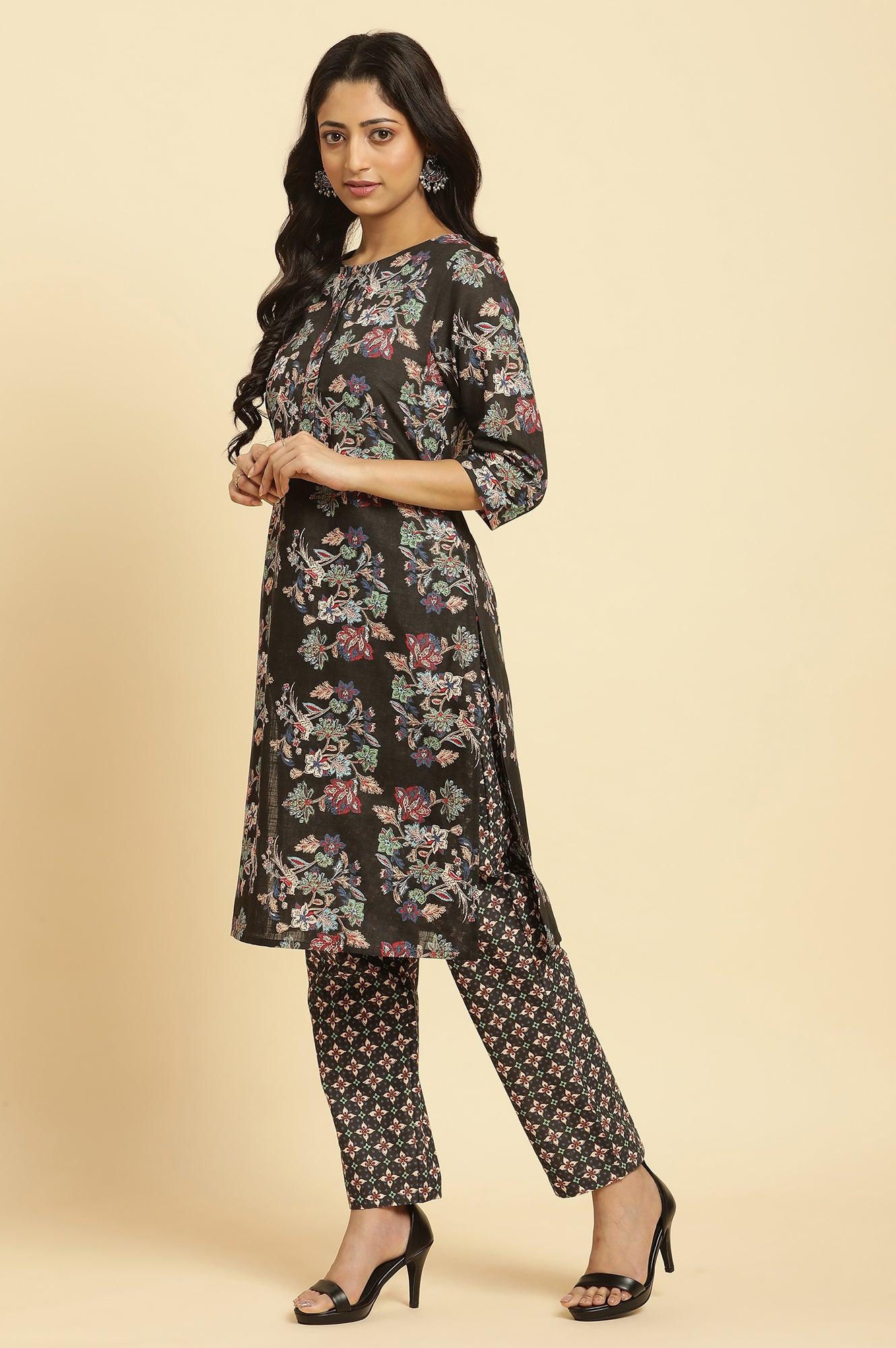 W for Woman Black Floral Printed Kurta And Pants Set