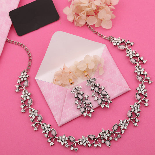Tehzeeb Creations Silver Pleated White Diamond With Baby Pink Beads Necklace Set - Swadesiicart