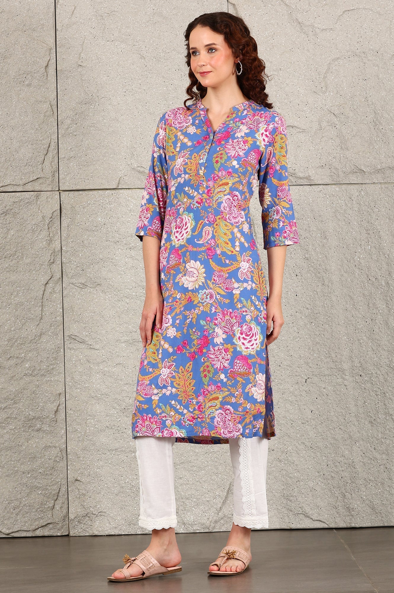 W for Woman Blue Floral Printed Rayon Straight Kurta