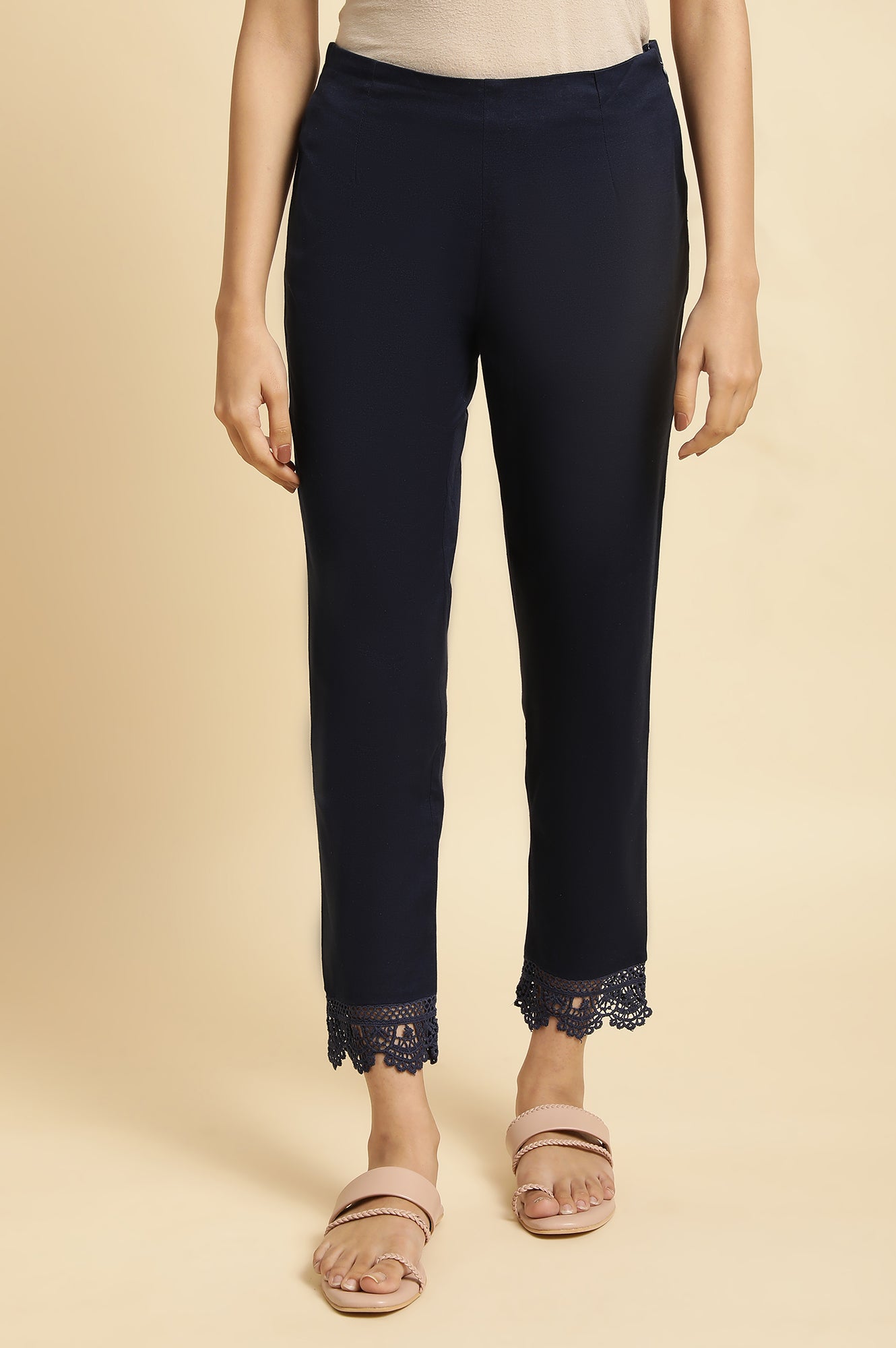 W for Woman Blue And White Cotton Flax Slim Pants Combo