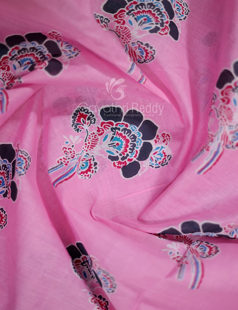 Block Print Baby Pink Combo Mulmul Cotton Saree By Gayathri Reddy Designer Studio | Swadesiicart