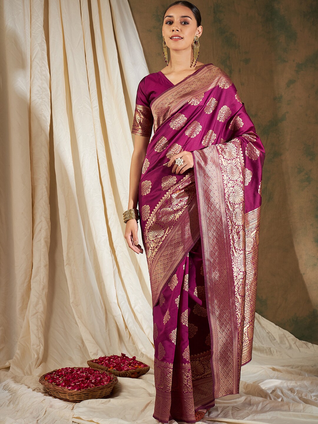 Sangria Burgundy & Gold-Toned Ethnic Motifs Woven Design Zari Silk Blend Banarasi Saree | Swadesiicart