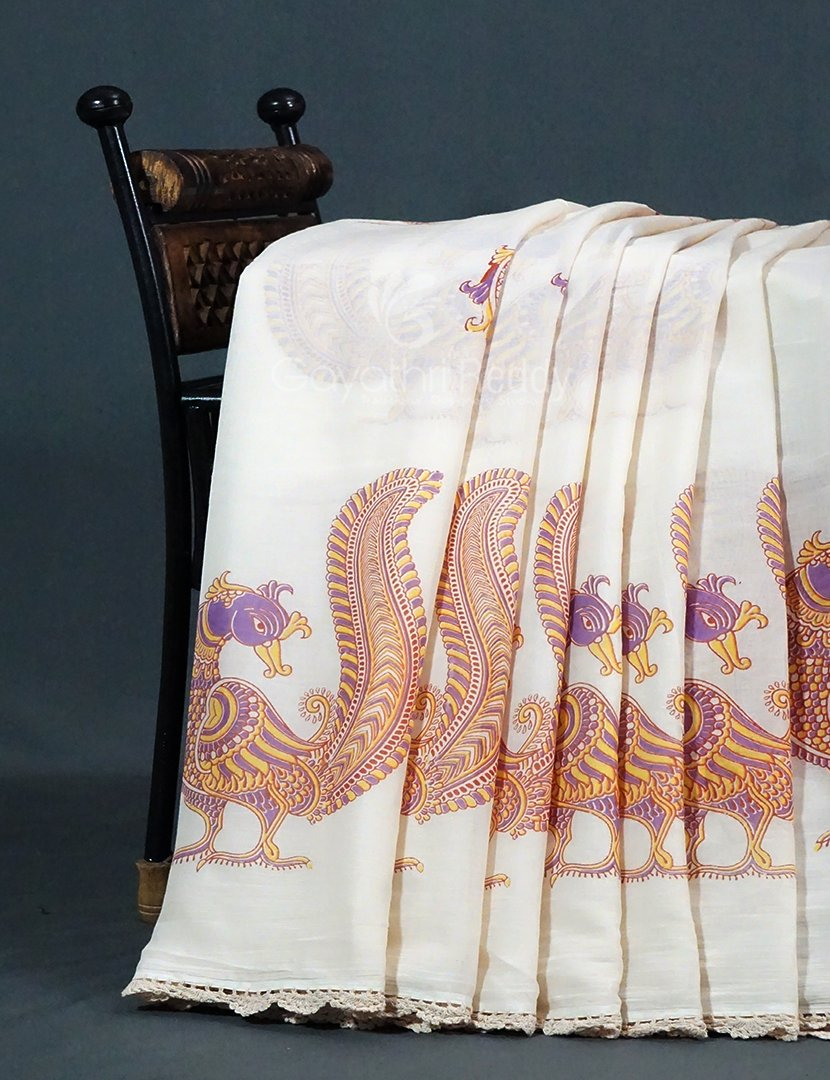 Cream Colour Block Print Crocia Mulmul Cotton Saree By Gayathri Reddy Designer Studio | Swadesiicart
