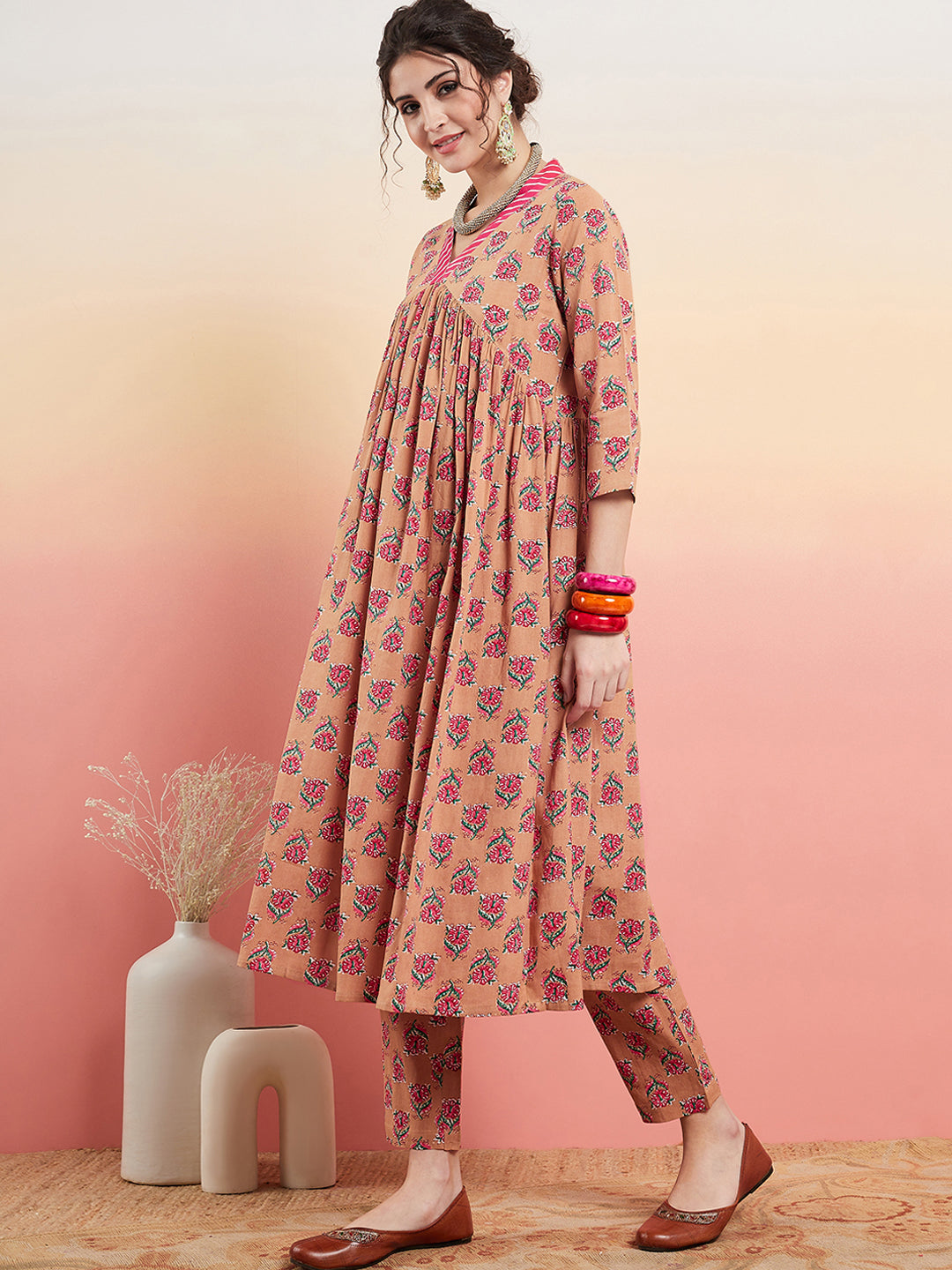 InWeave Women's Beige Pink Floral Pink White Leh V Neck Kurta Set - Swadesiicart