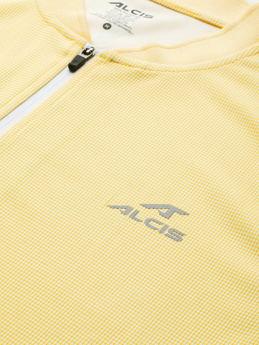Alcis Men Mandarin Collar Dry Tech Slim Fit T-shirt | Swadesiicart