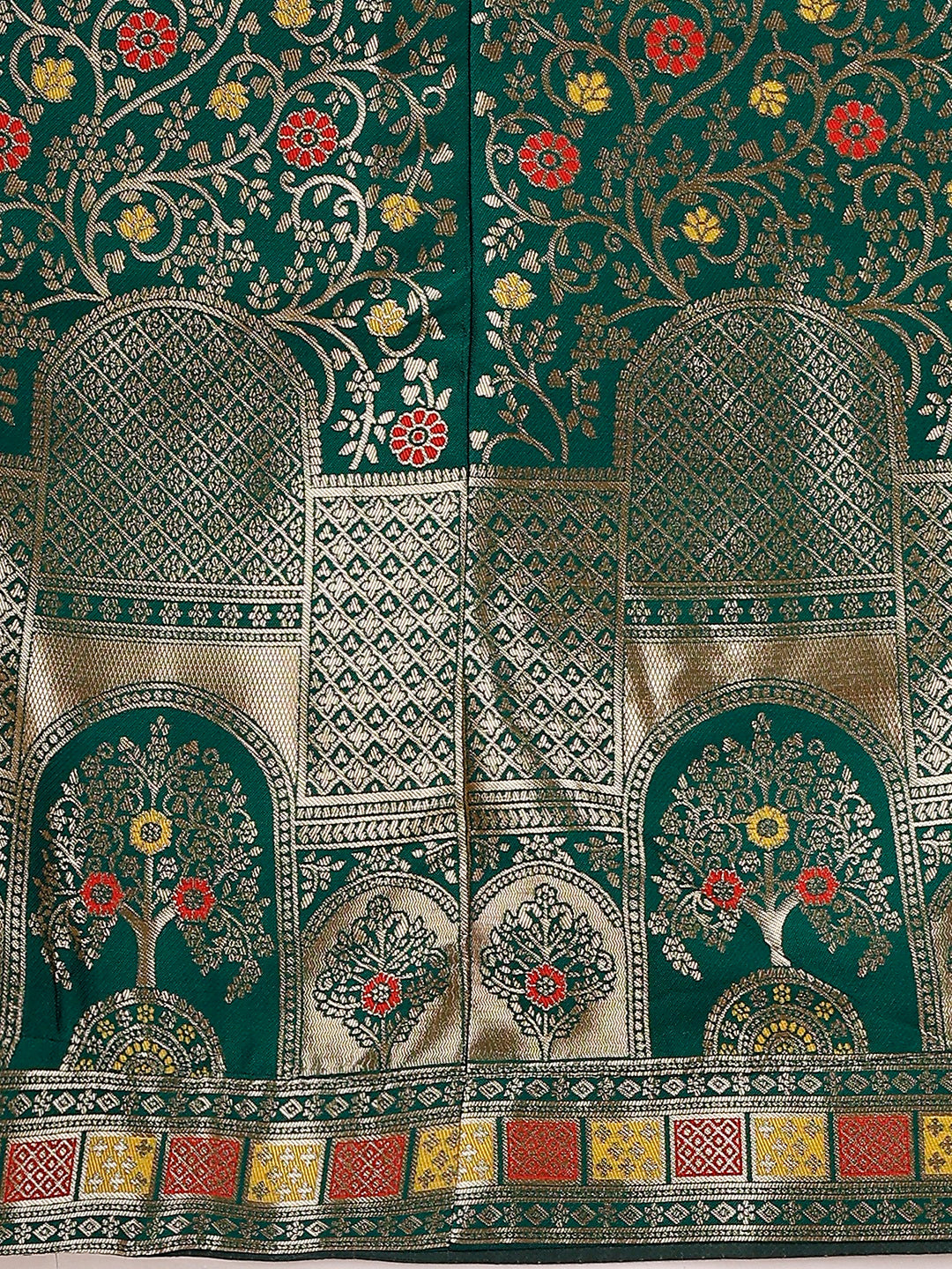 Lorenvalley Fashion Green & Red Semi-Stitched Lehenga & Unstitched Blouse With Dupatta | Swadesiicart