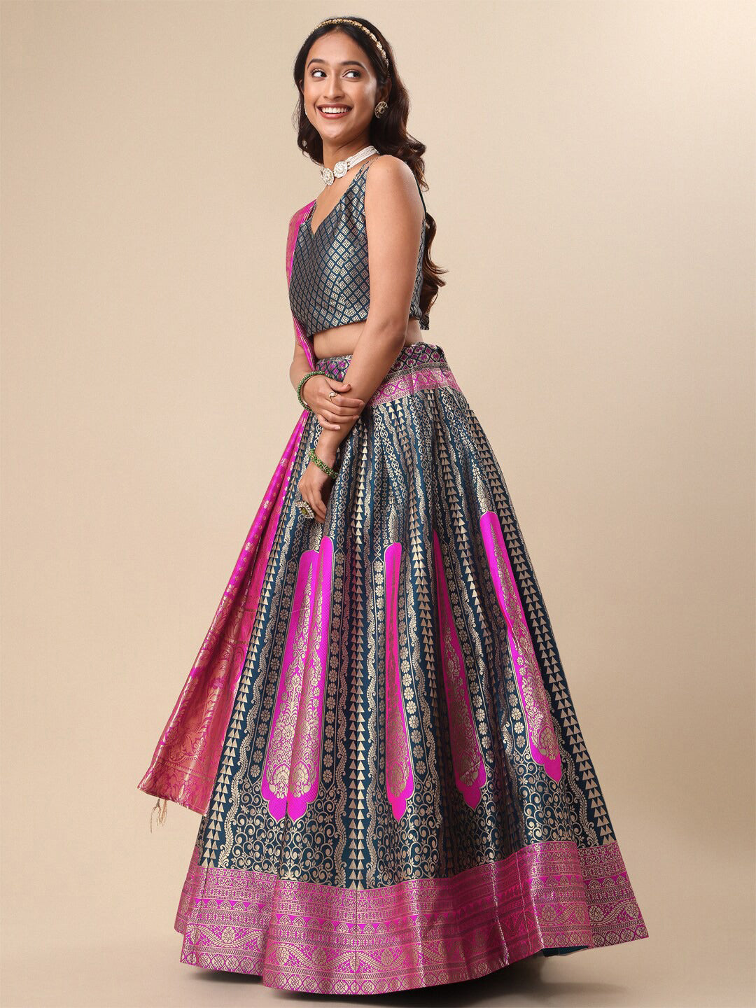 Lorenvalley Fashion Rama Ready to Wear Lehenga & Unstitched Blouse With Dupatta | Swadesiicart