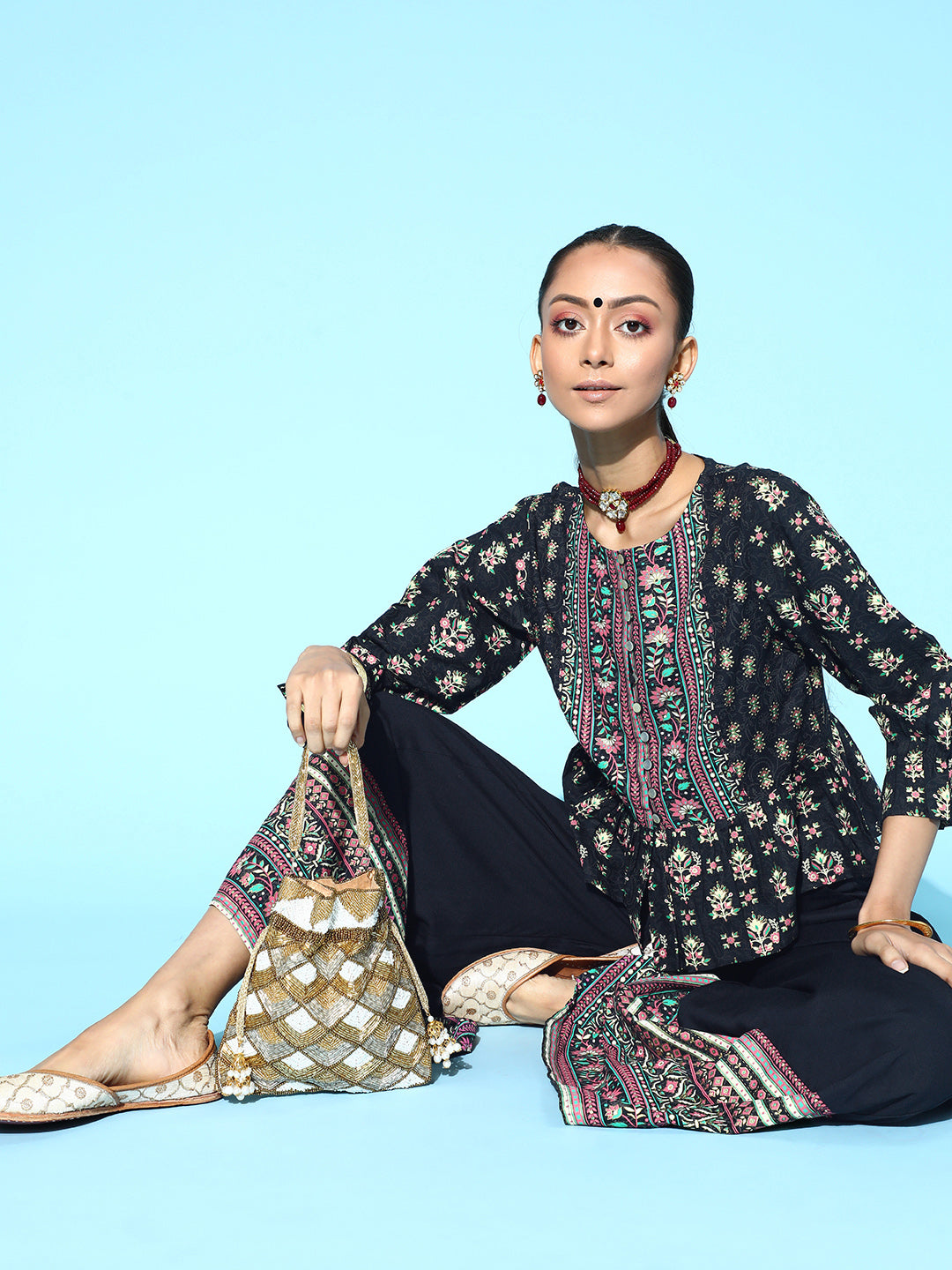 Juniper Womens Black Floral Printed Rayon Clothing Set | Swadesiicart