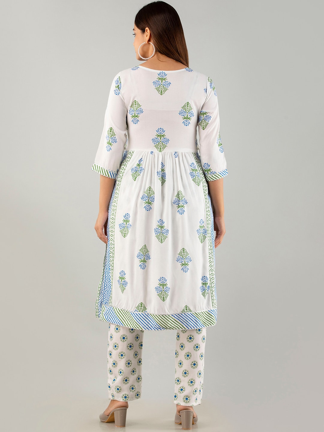 Kalini Floral Printed Pleated Gotta Patti Kurta with Trousers - Swadesiicart