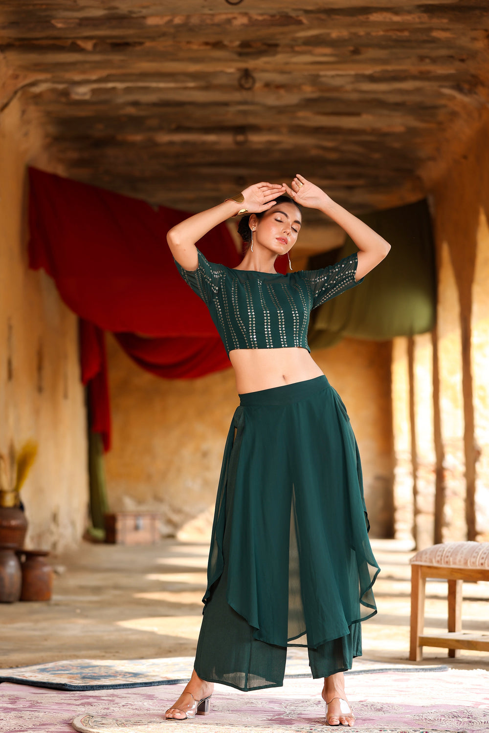 Juniper Women's Green Georgette Solid Fitted Clothing Set - Swadesiicart
