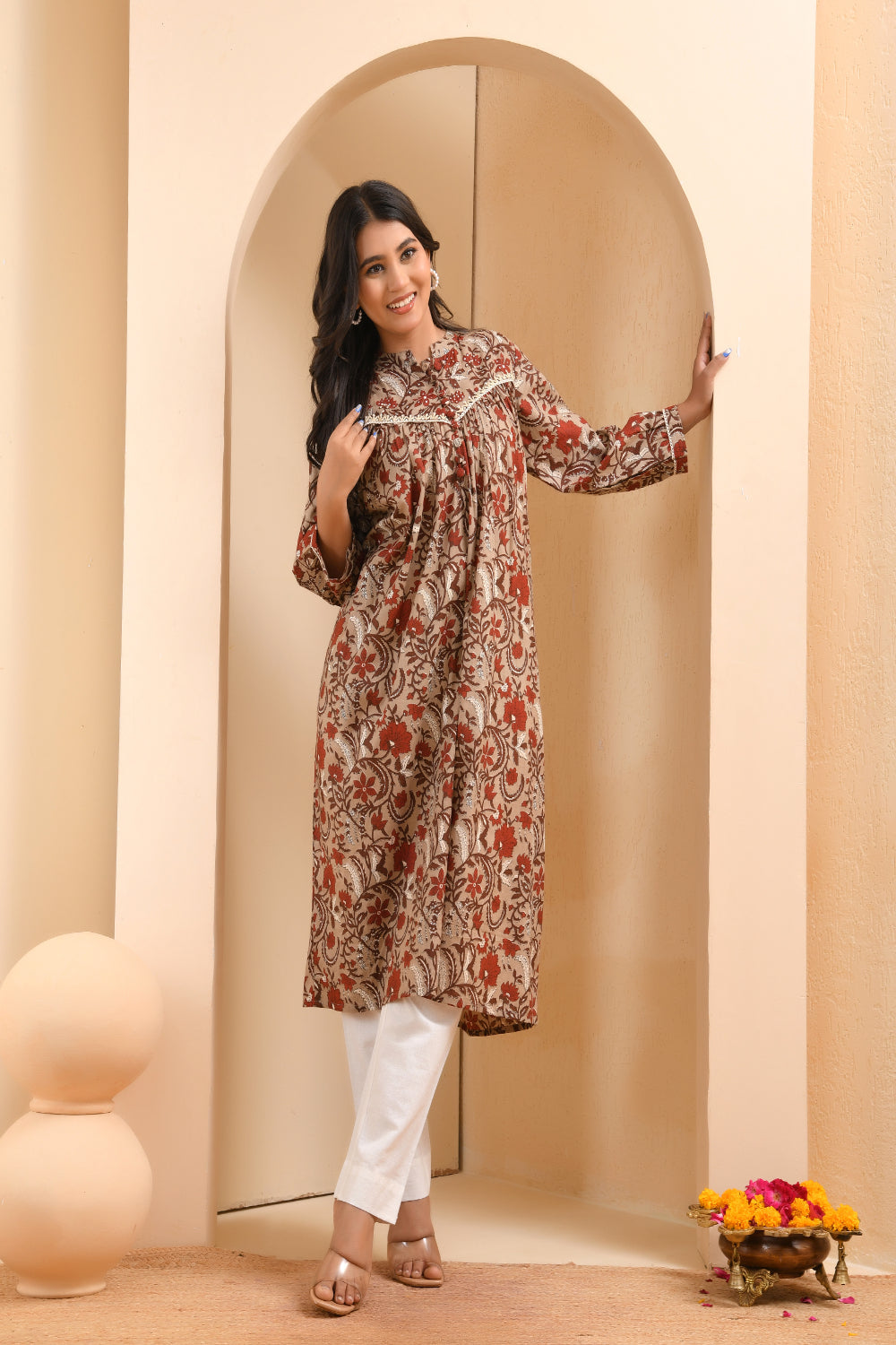 Vaasva Women Ajrakh Printed Kurta Pant Set | Swadesiicart