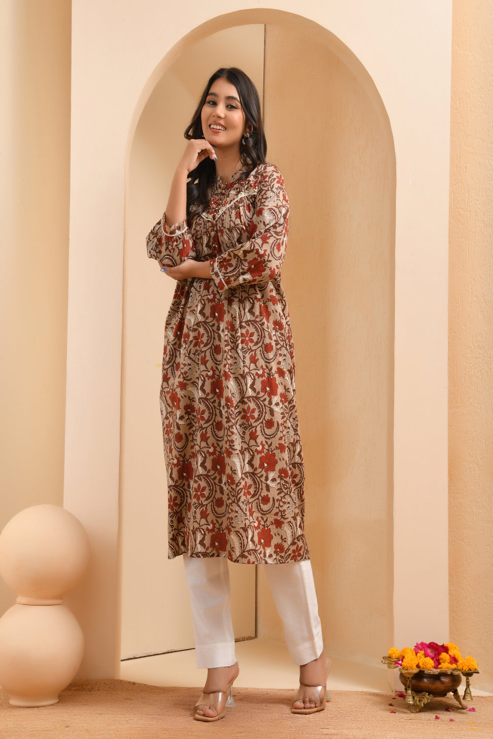 Vaasva Women Ajrakh Printed Kurta Pant Set | Swadesiicart