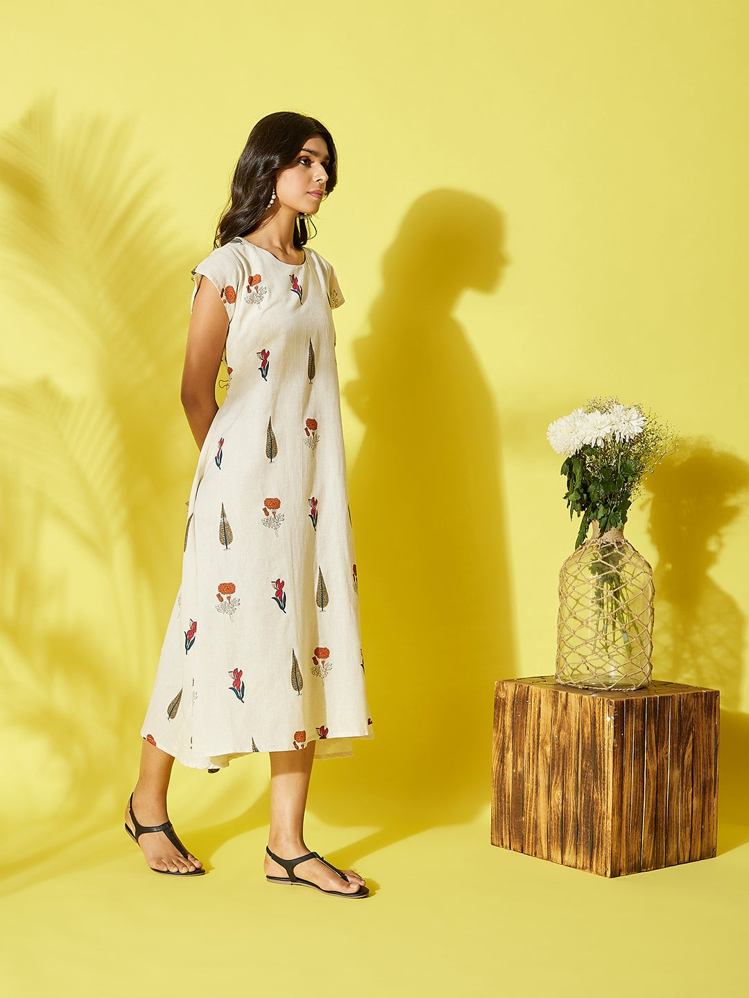 InWeave Muria Groovy Art Dress - Swadesiicart