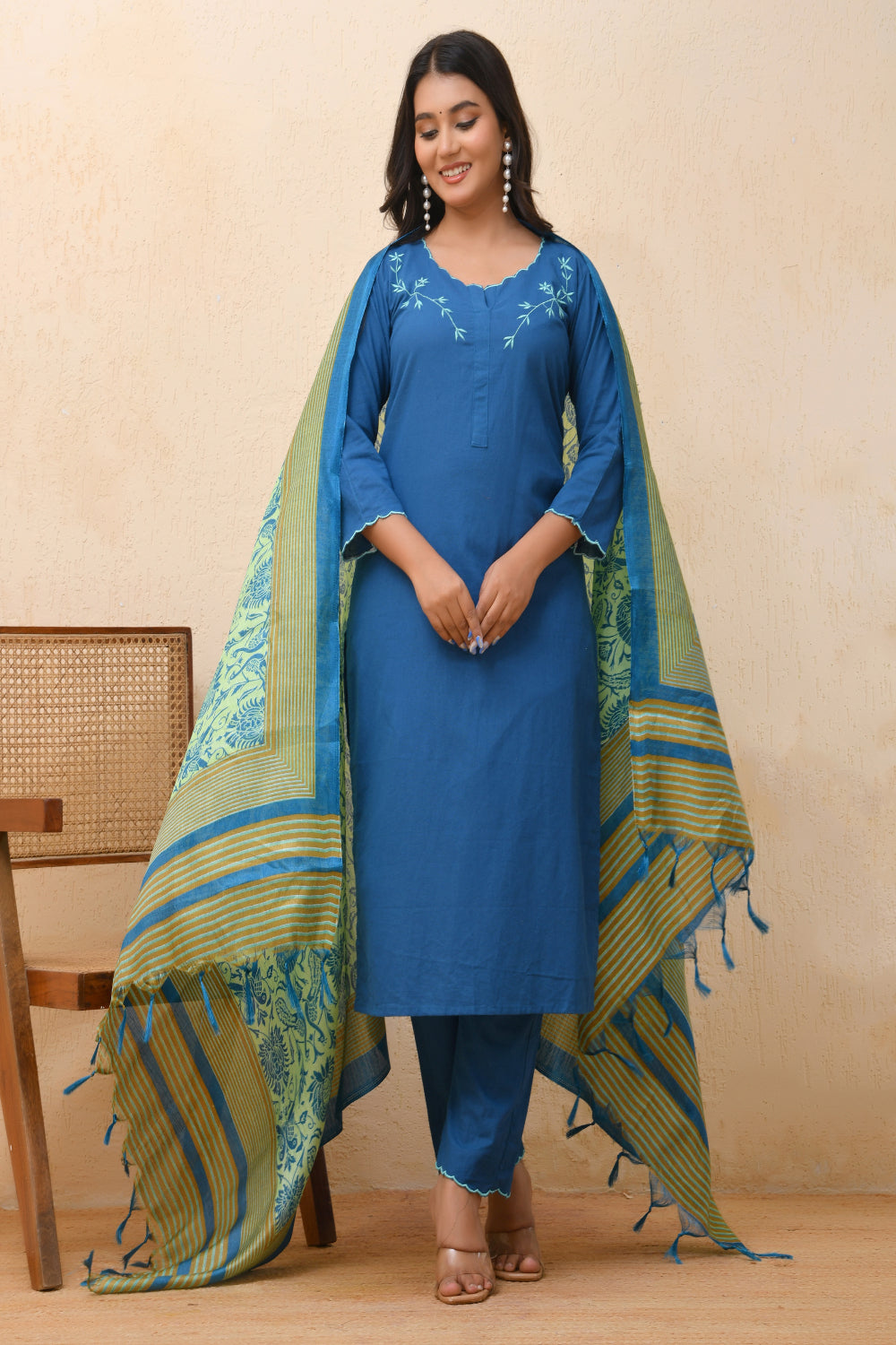 Vaasva Women Black Embroidered Suit Set | Swadesiicart