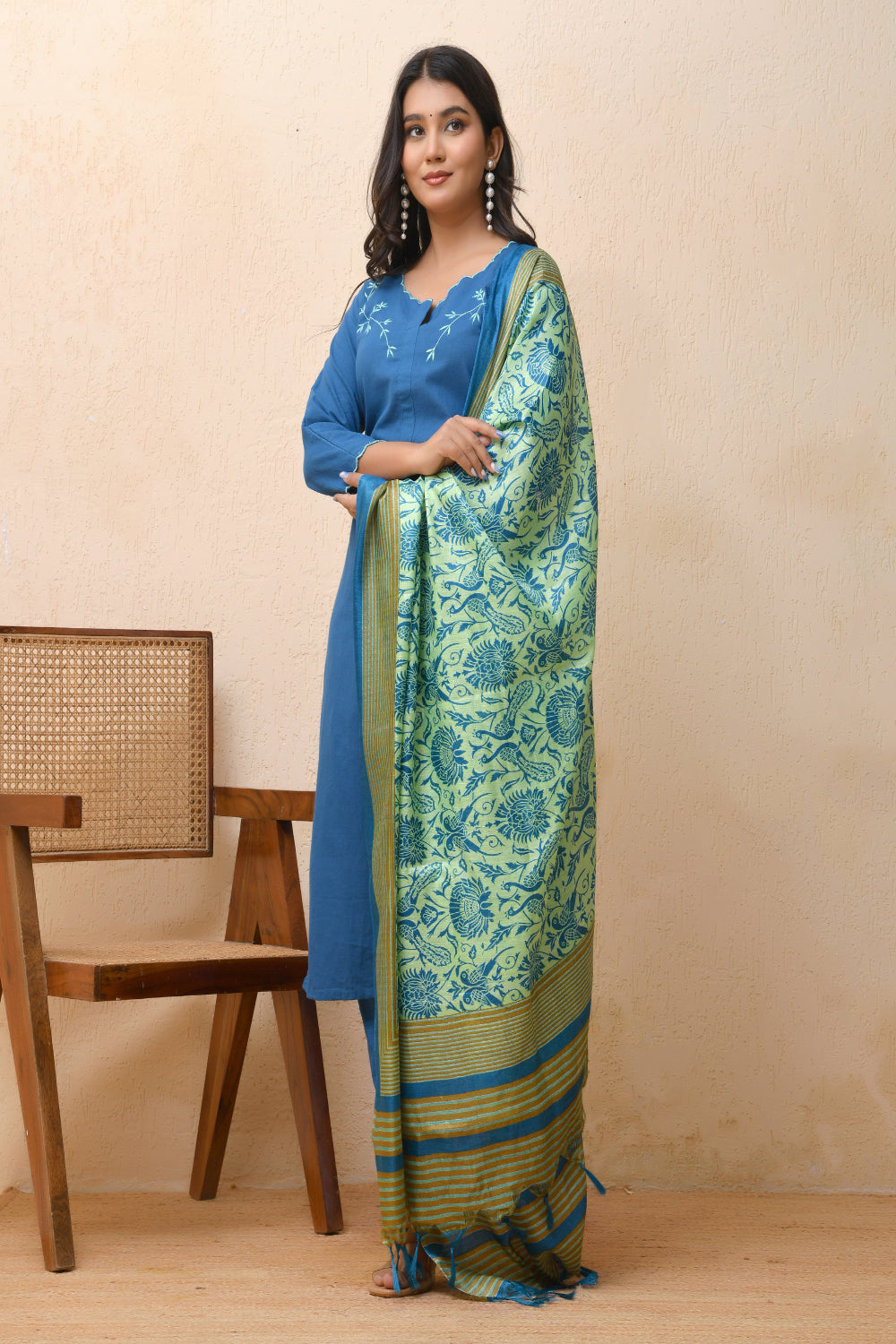 Vaasva Women Black Embroidered Suit Set | Swadesiicart