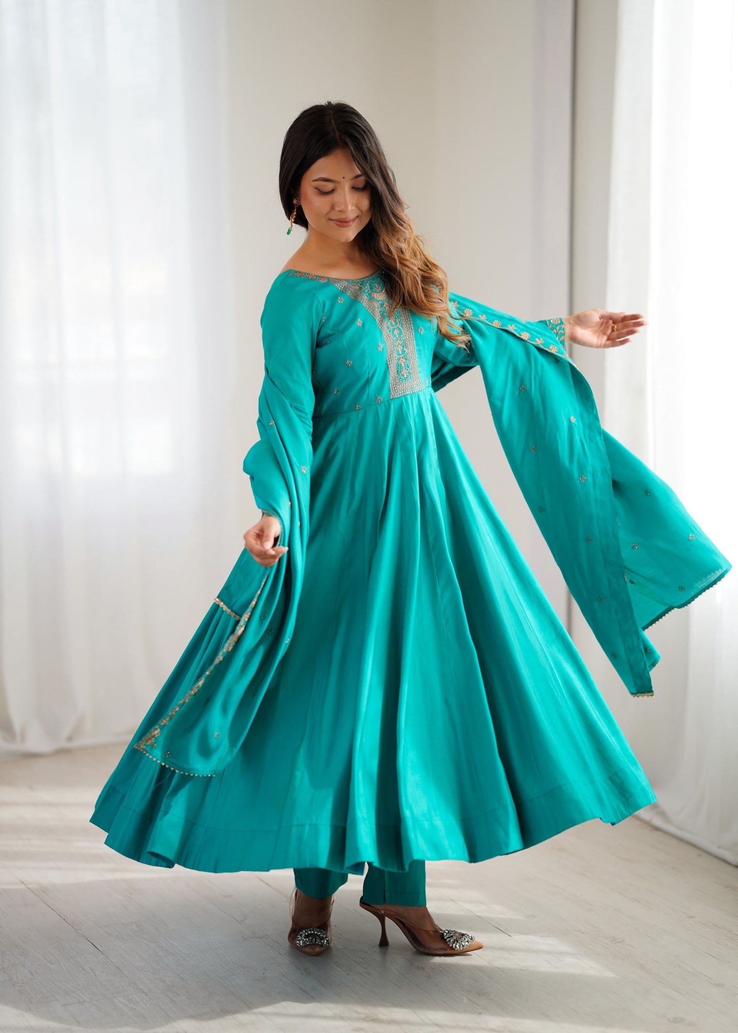 Lorenvalley Fashion Rama Roman Shimmer Silk Yoke Fancy Handwork Beads Work Anarkali Gown Pant With Dupatta Set - Swadesiicart