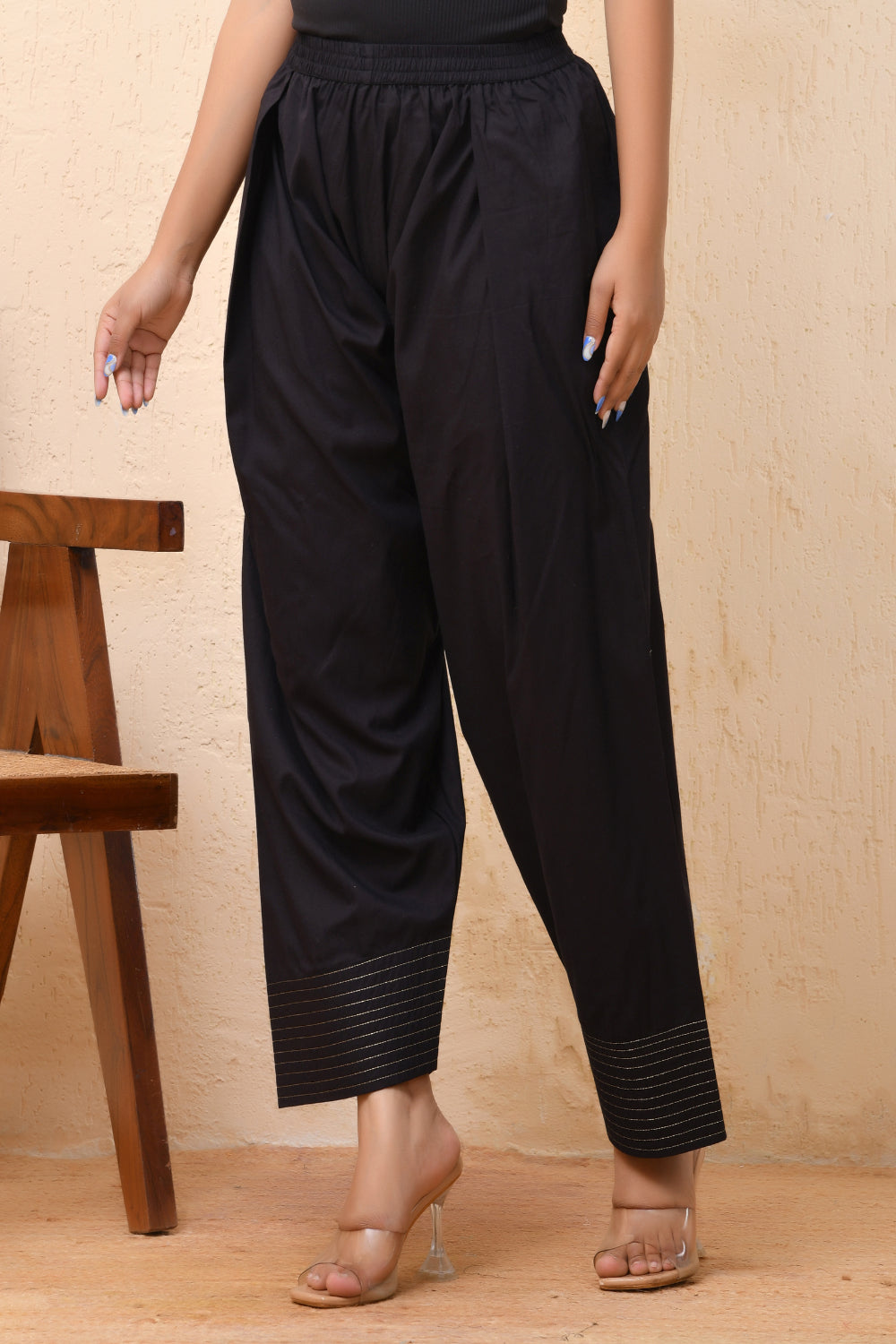 Vaasva Women Black Solid Farshi Pant | Swadesiicart