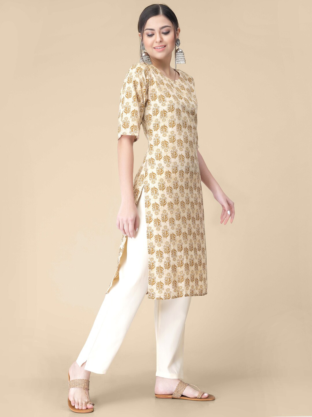 Kalini Floral Printed Regular Kurta with Trousers - Swadesiicart
