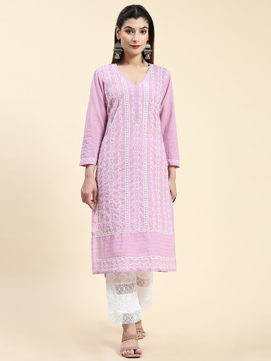 HOUSE OF KARI Cotton Floral Embroidered Chikankari Kurta | Swadesiicart