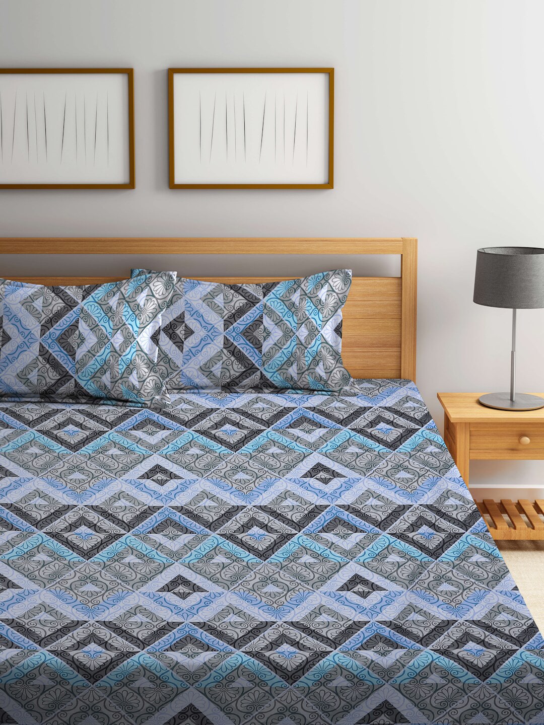 BOMBAY DYEING Epigram Blue & Grey Ethnic Cotton 120 TC Queen Bedsheet With 2 Pillow Covers - Swadesiicart