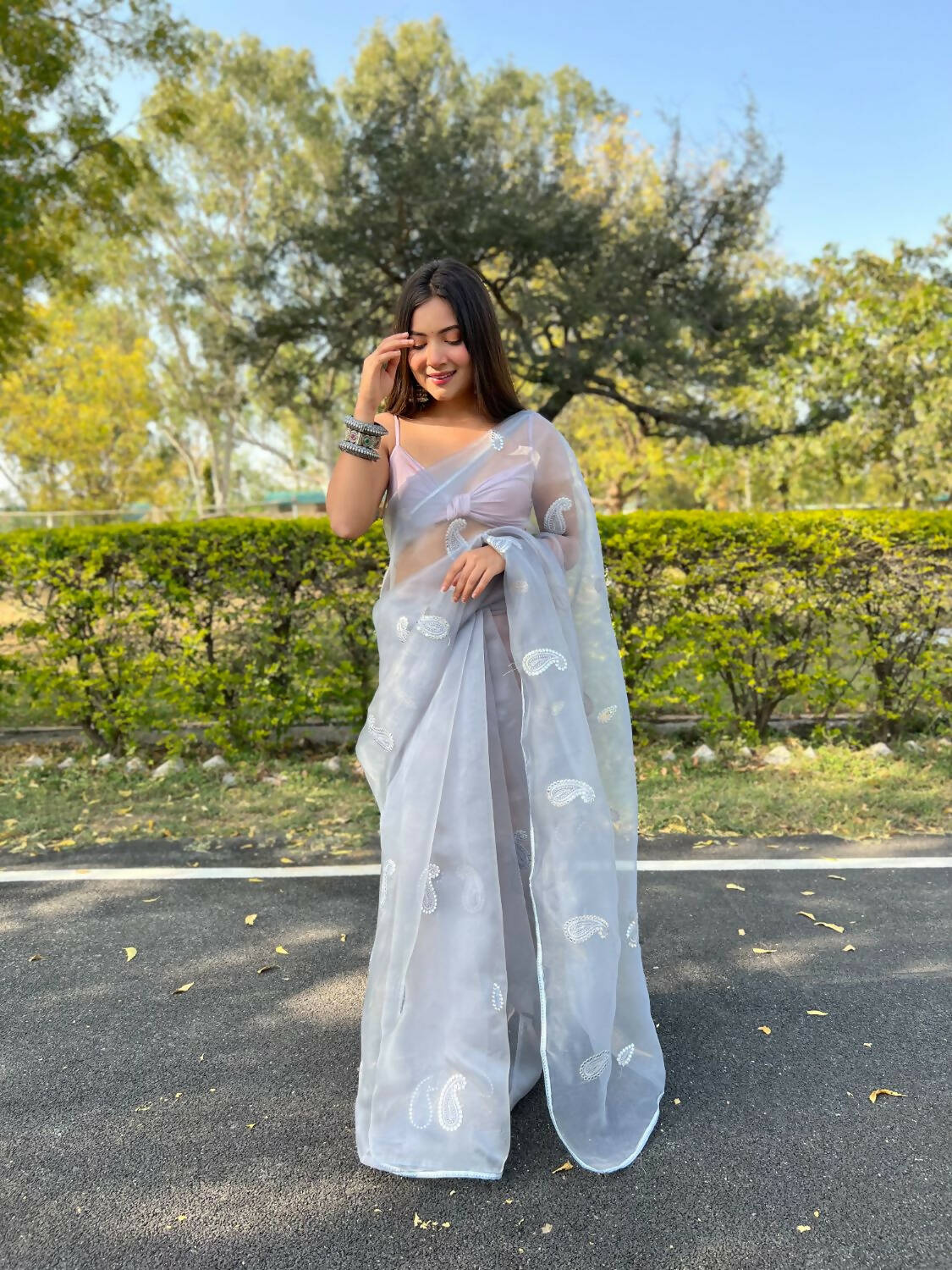 Vamsee Grey Organza Saree - Swadesiicart