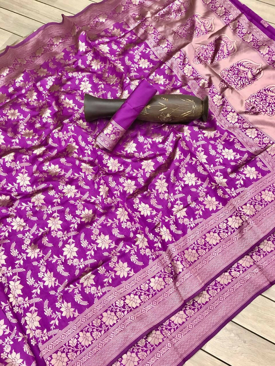 DEIANA'S Beautiful Designer Golden zari Soft Lichi Silk Saree - Wine - Swadesiicart