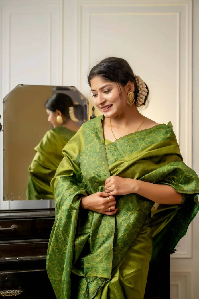 Vishnu Weaves Women's Olive Handloom Raw Silk Woven Border Saree with Unstitched Blouse - Swadesiicart