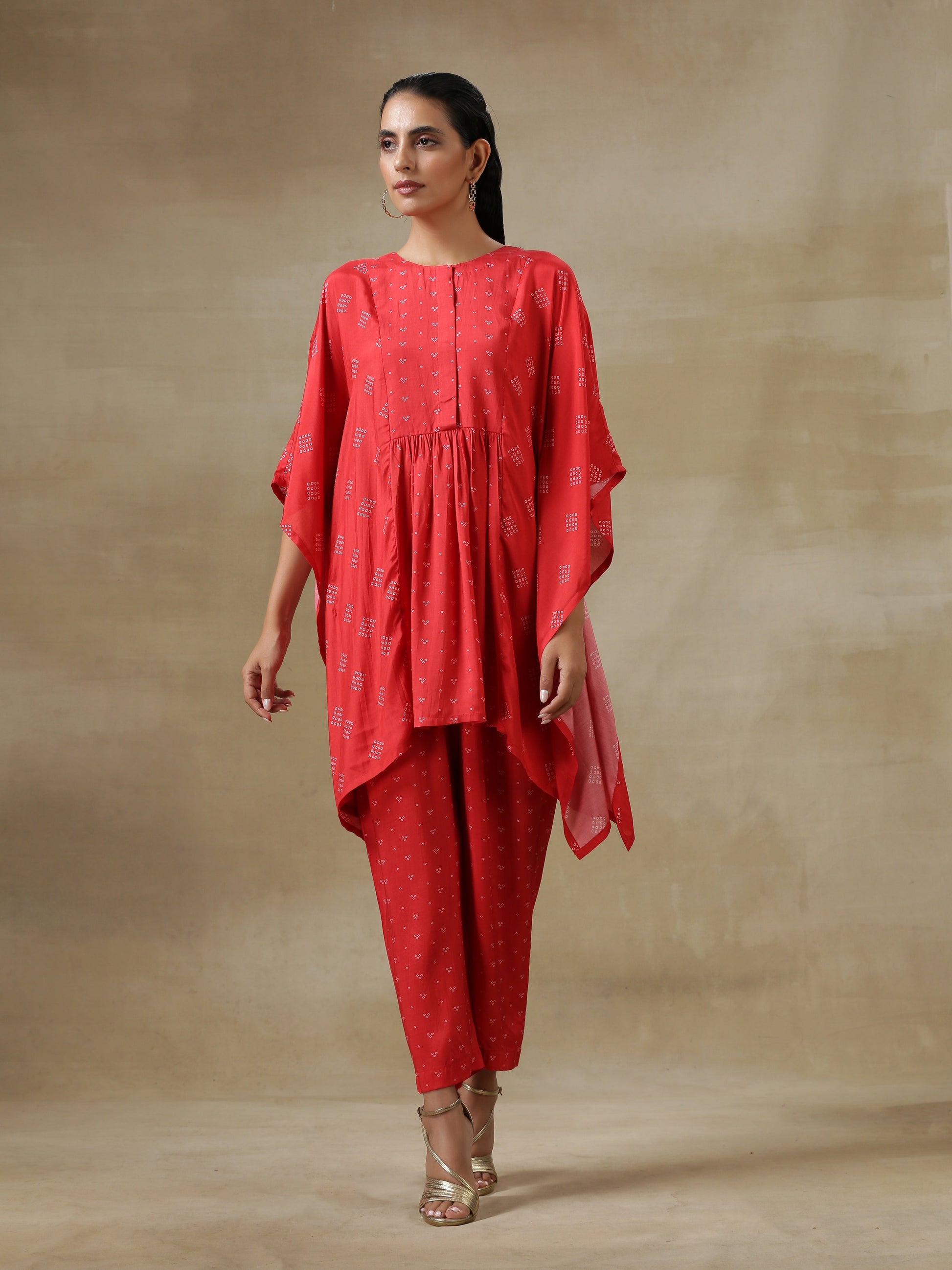 trueBrowns Red Bandhani Printed Silk Kaftan Gathered Co-Ord Set - Swadesiicart