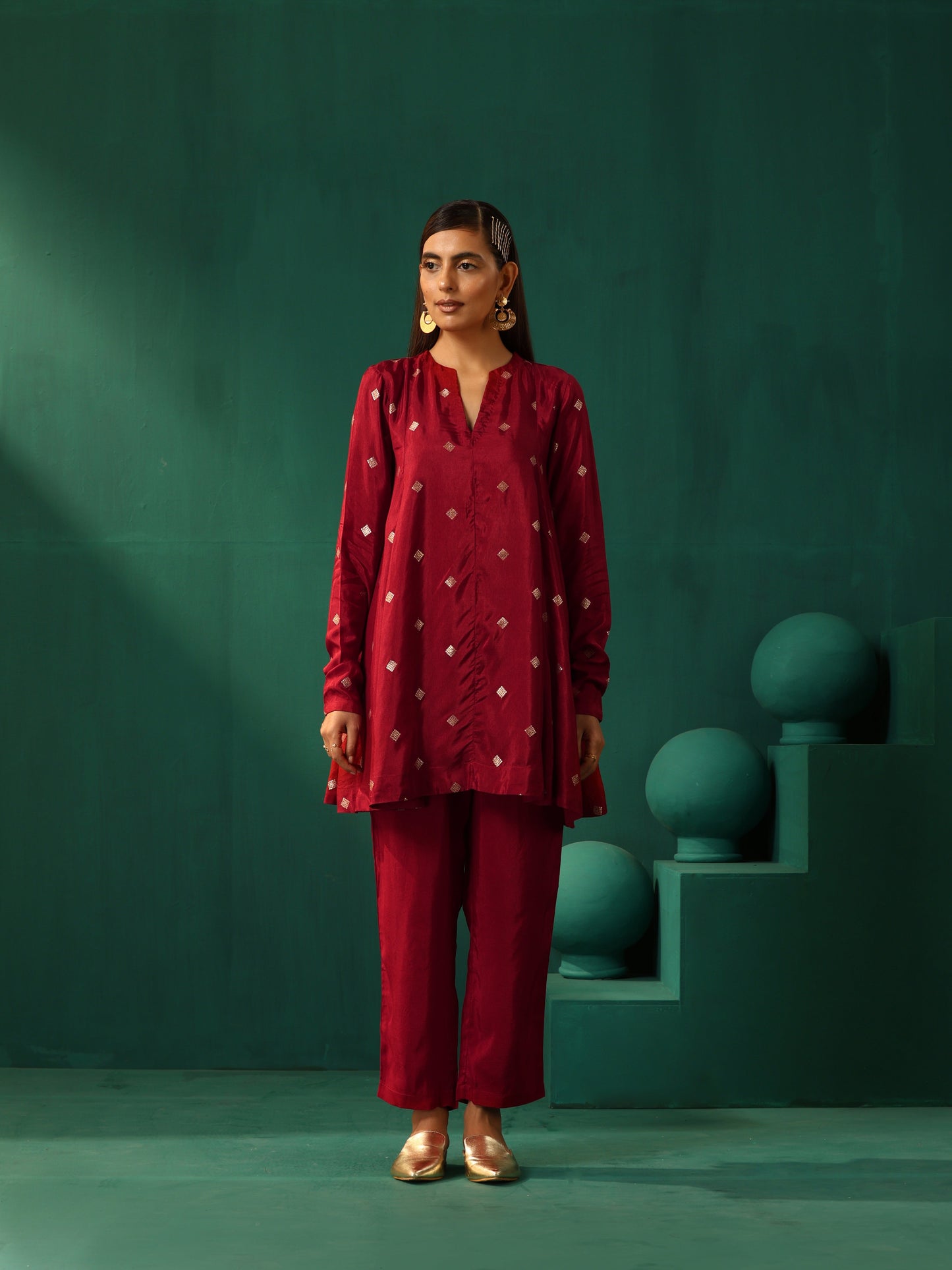 trueBrowns Maroon Diamond Viscose Silk Relaxed Co-ord Set - Swadesiicart