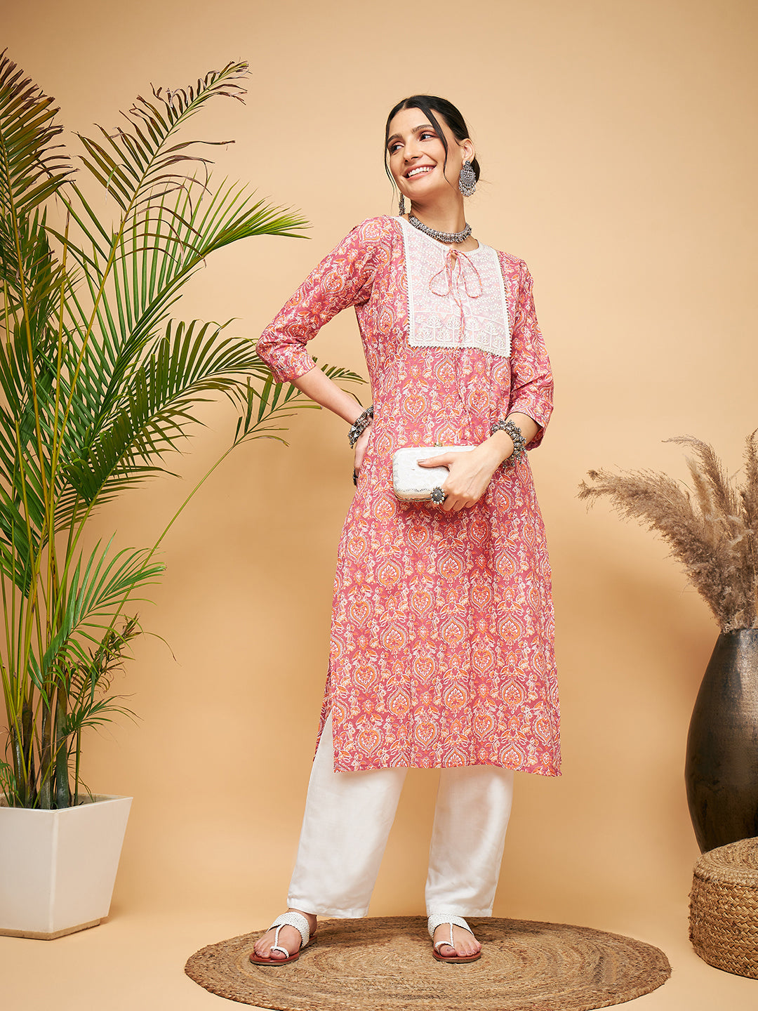InWeave Women's Dusty Pink Paisley Patch Straight Kurta - Swadesiicart