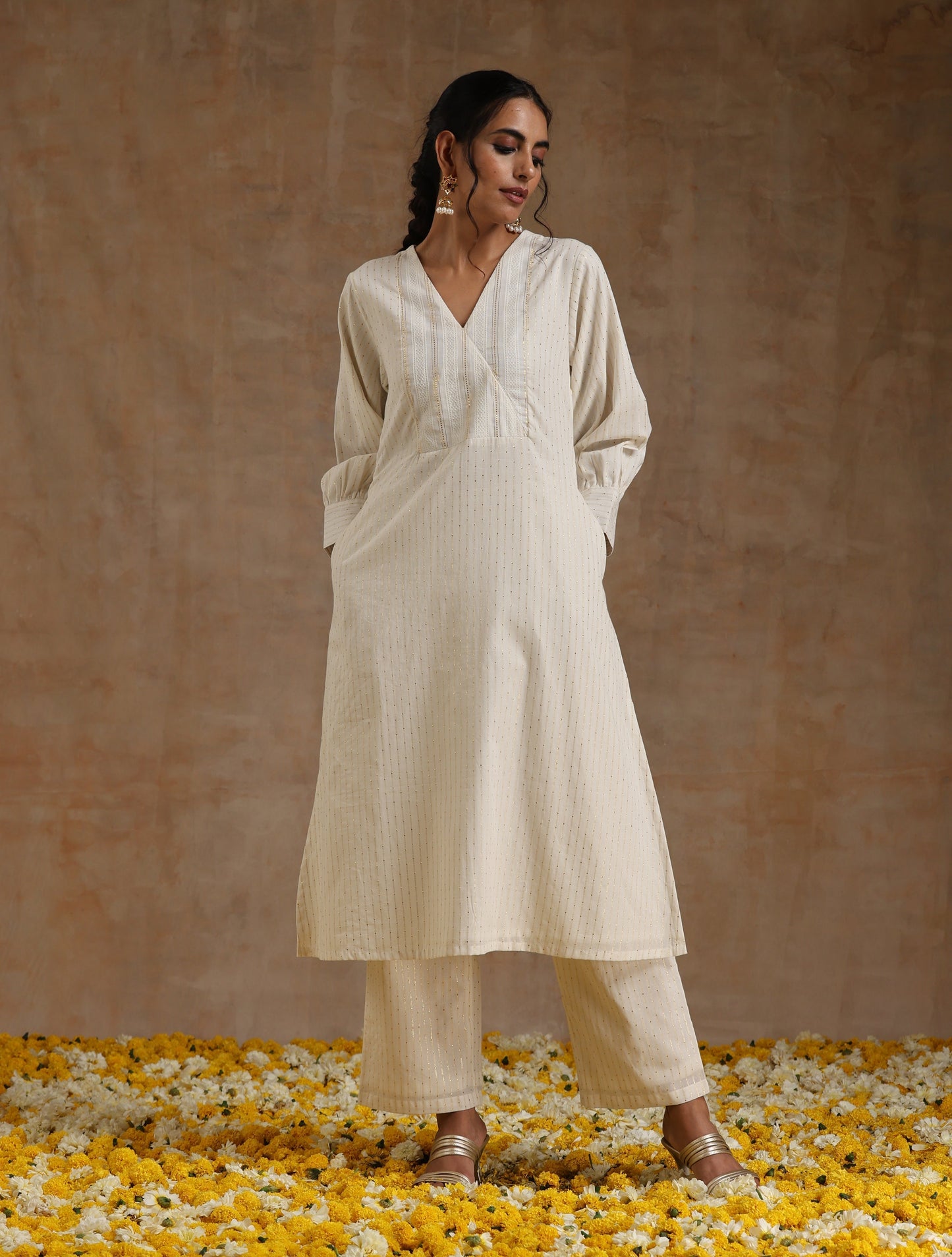 trueBrowns Ivory Gold Cotton Overlap Yoke Kurta Set | Swadesiicart