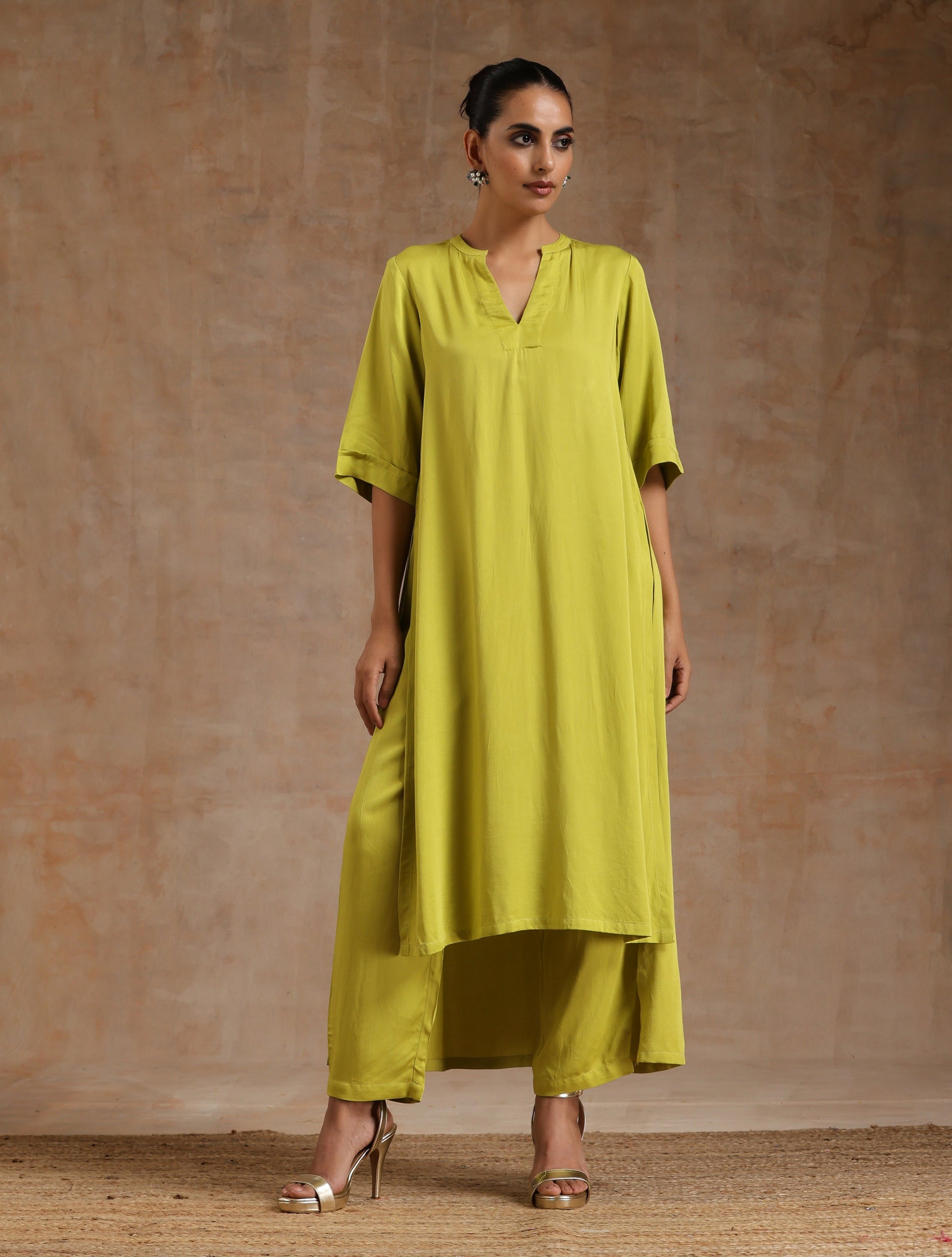 trueBrowns Lime Modal Satin High-Low Relax Kurta Set | Swadesiicart