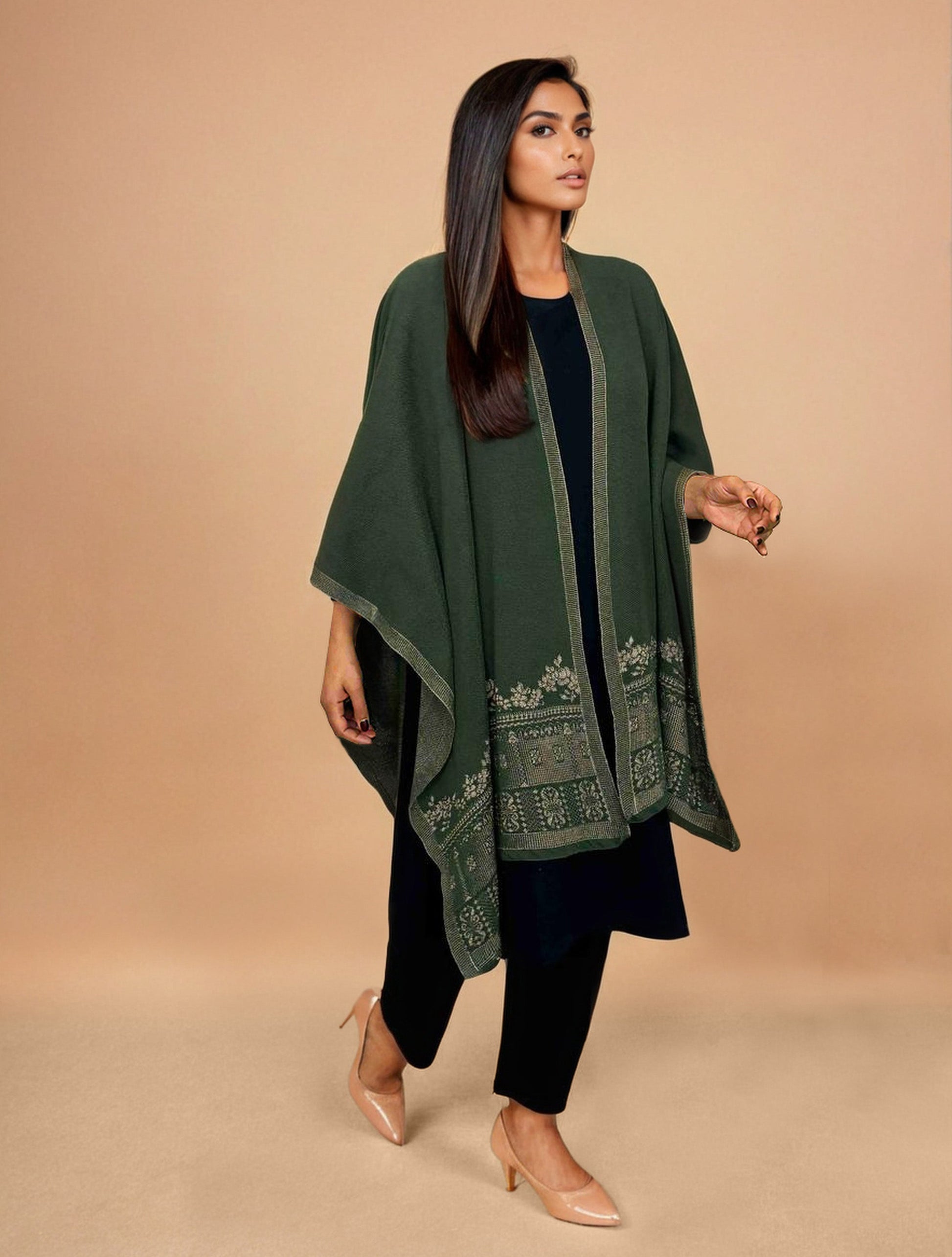 trueBrowns Green Woollen Kaftan Cape | Swadesiicart
