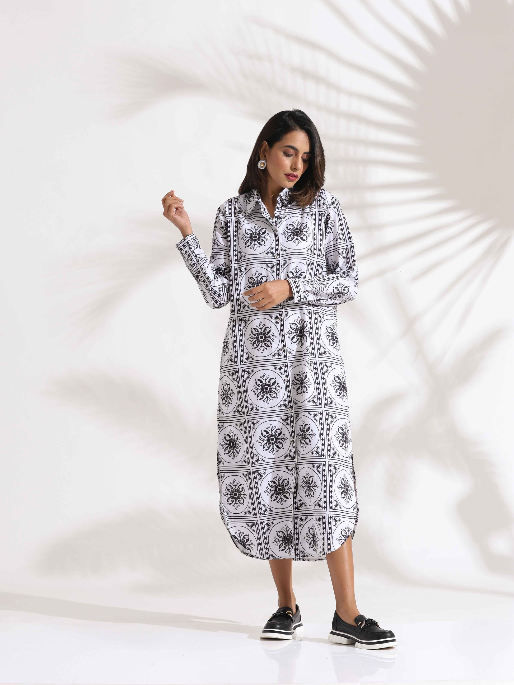 trueBrowns White Cotton Print Shirt Dress | Swadesiicart