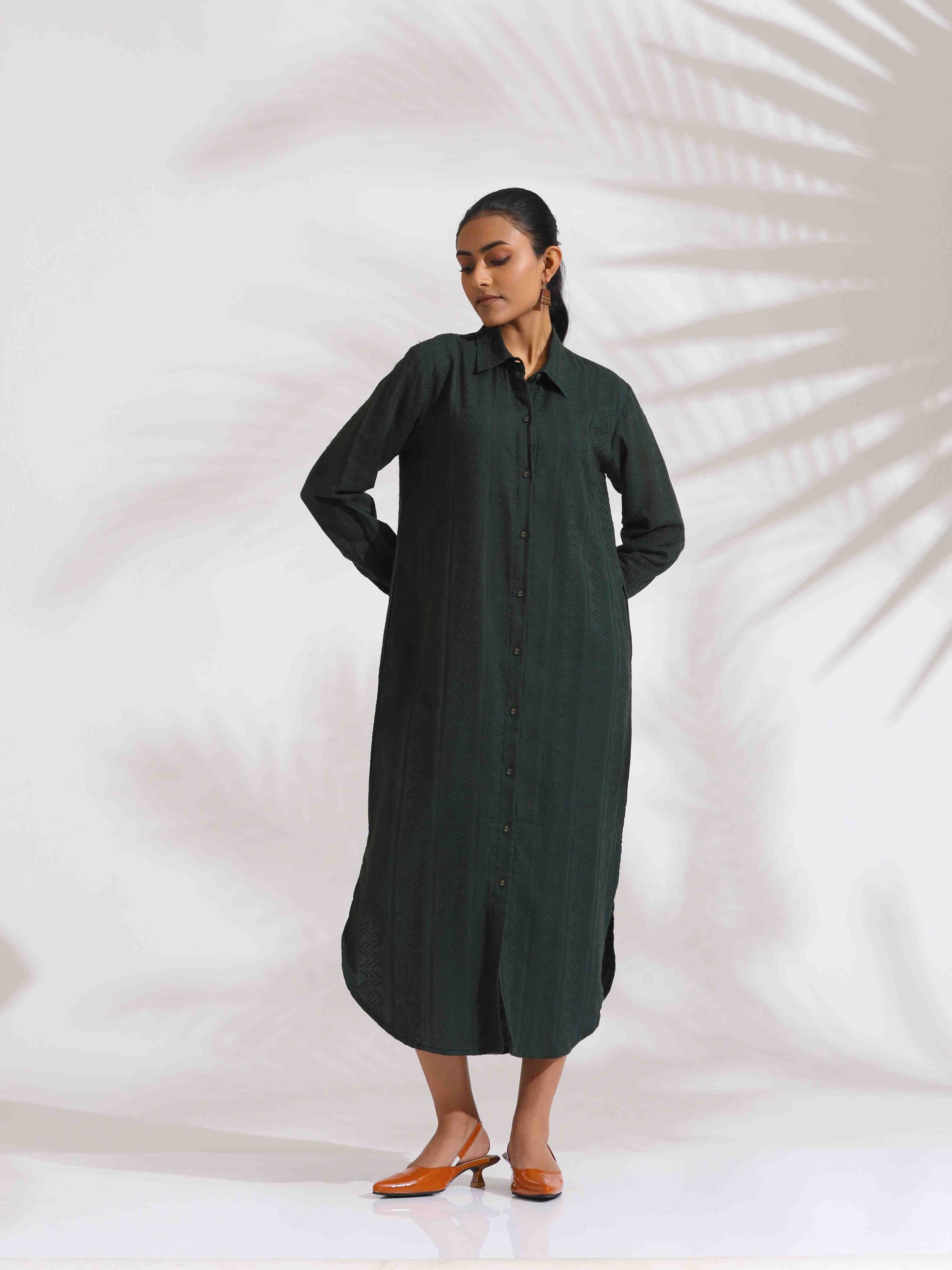 trueBrowns Green Cotton Shirt Dress | Swadesiicart
