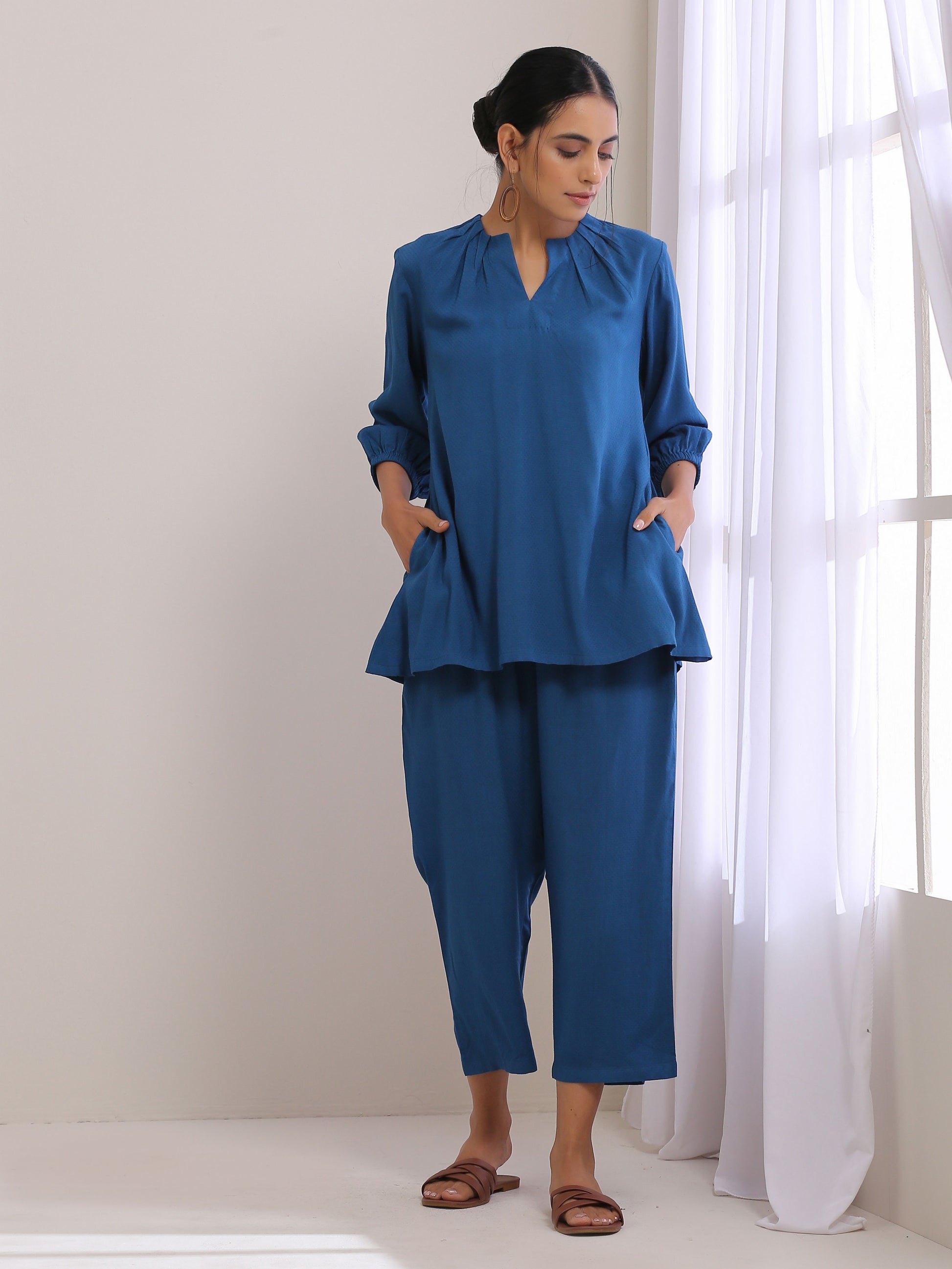 trueBrowns Classic Blue Dobby Pleated Co-Ord Set - Swadesiicart