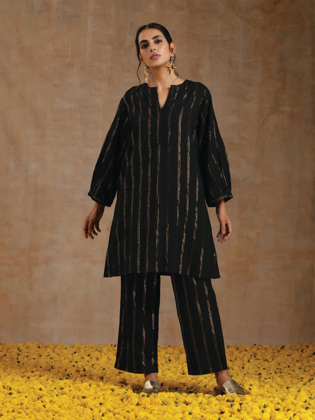 trueBrowns Black Gold Cotton Relaxed Co-Ord Set - Swadesiicart