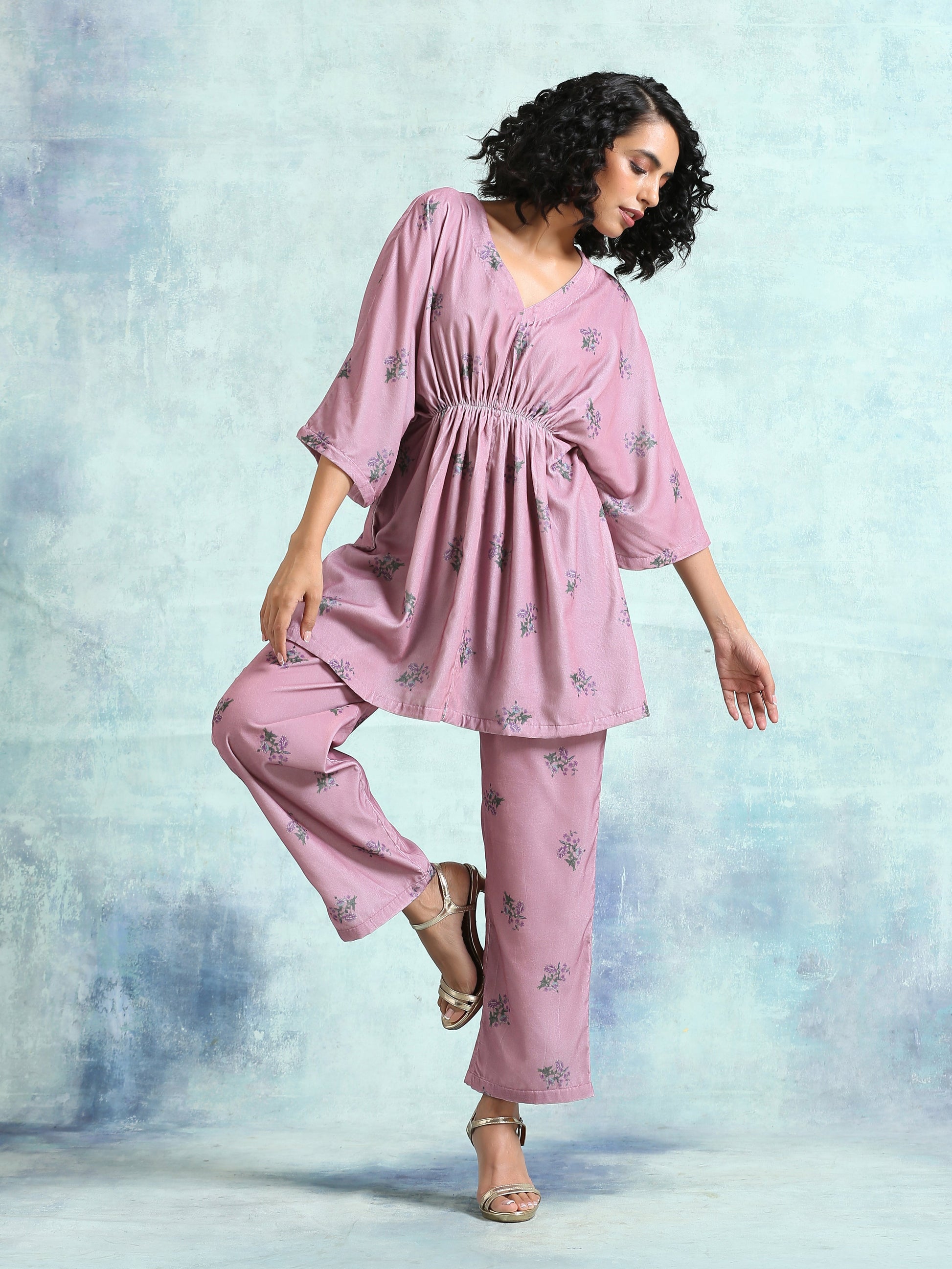 trueBrowns Light Mauve Printed Velvet Co-Ord Set - Swadesiicart
