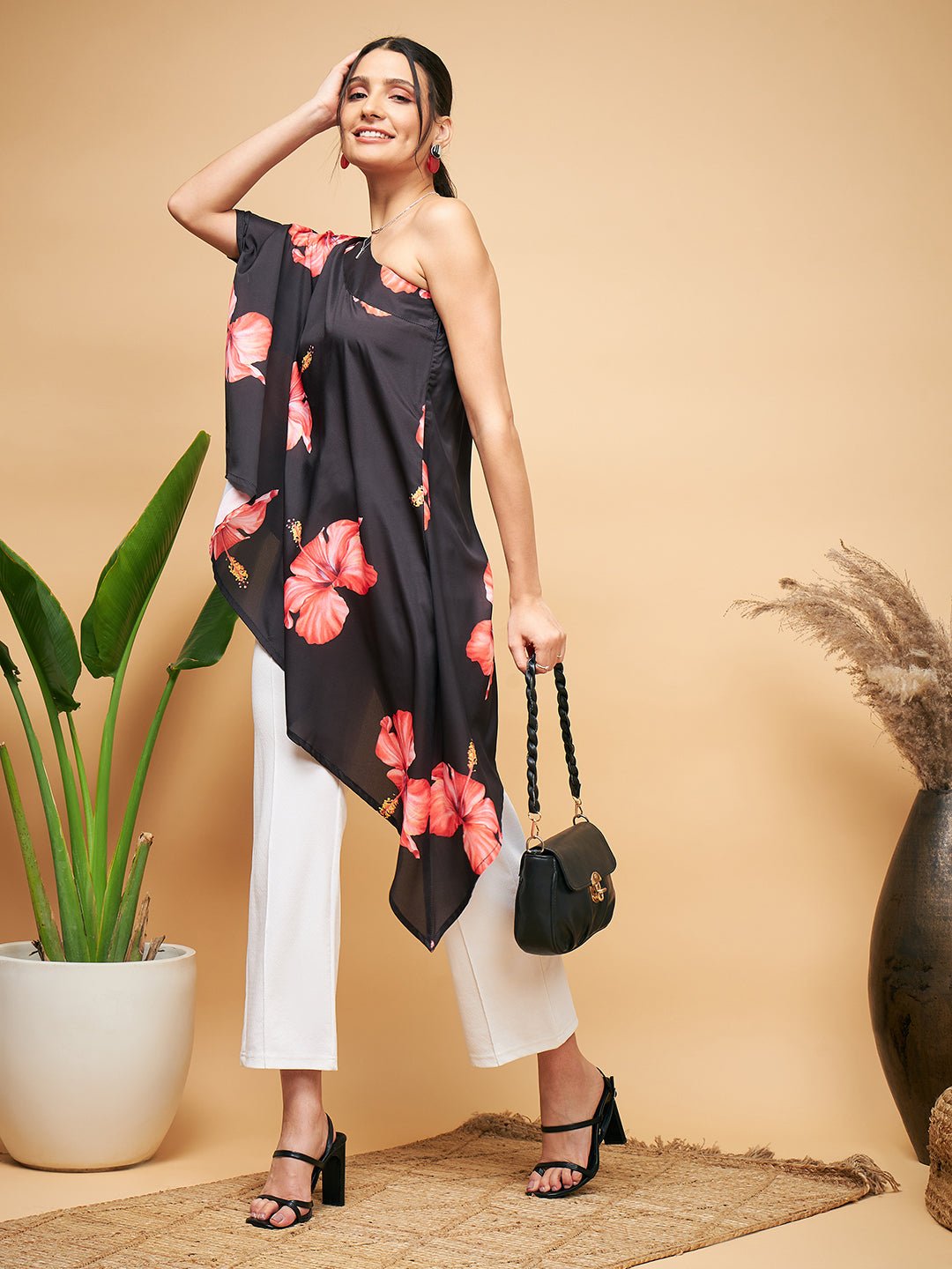 InWeave Women's Black Red Big Flower One Shoulder Kurta - Swadesiicart